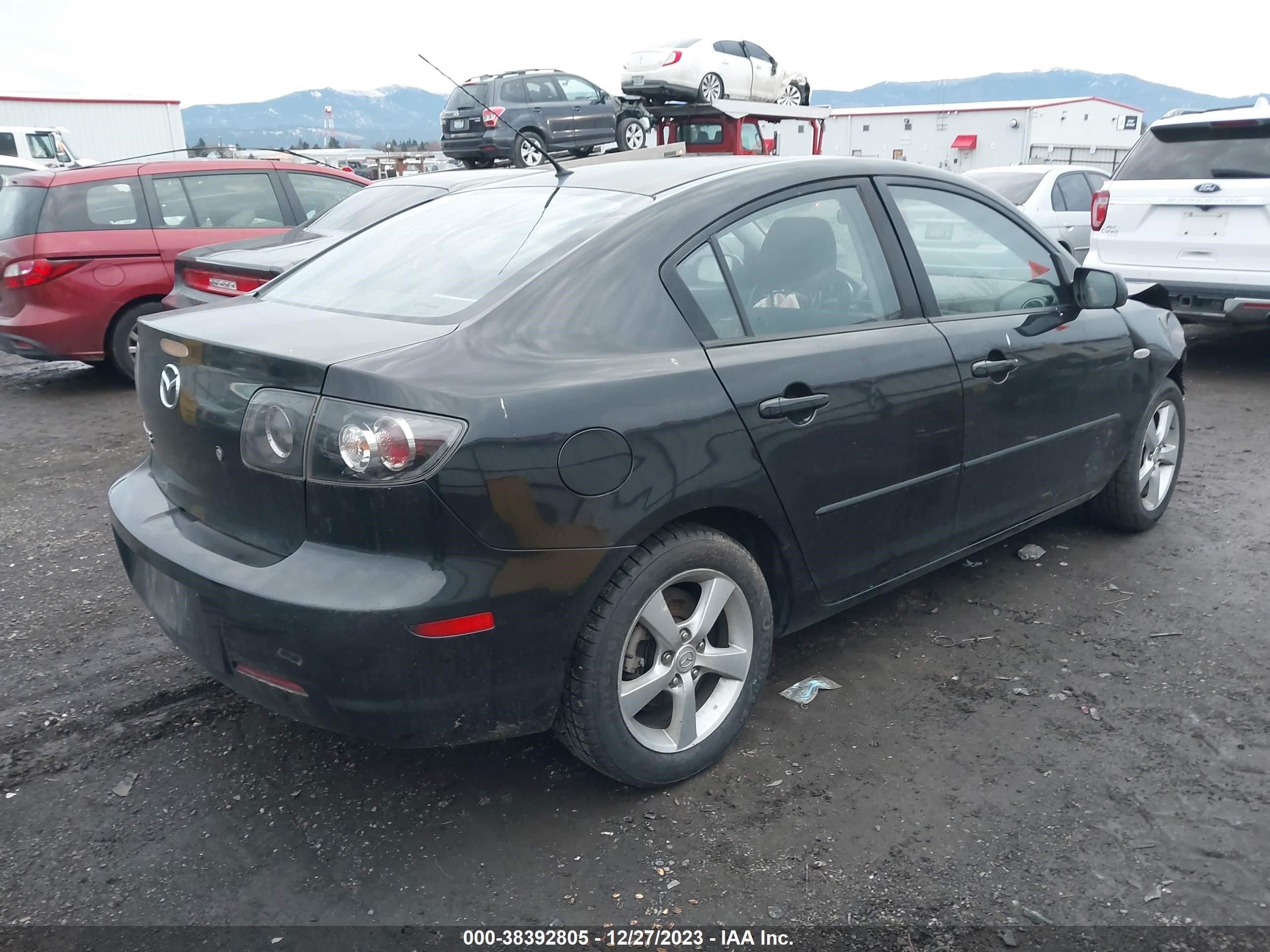 Photo 3 VIN: JM1BK32FX81141685 - MAZDA 3 