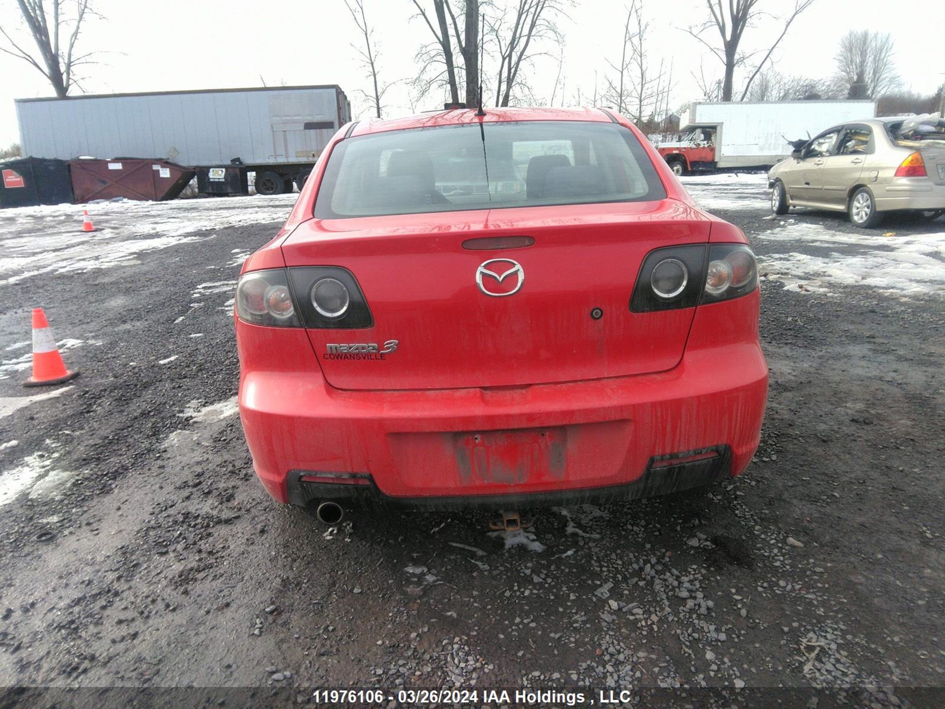 Photo 16 VIN: JM1BK32FX81159748 - MAZDA 3 