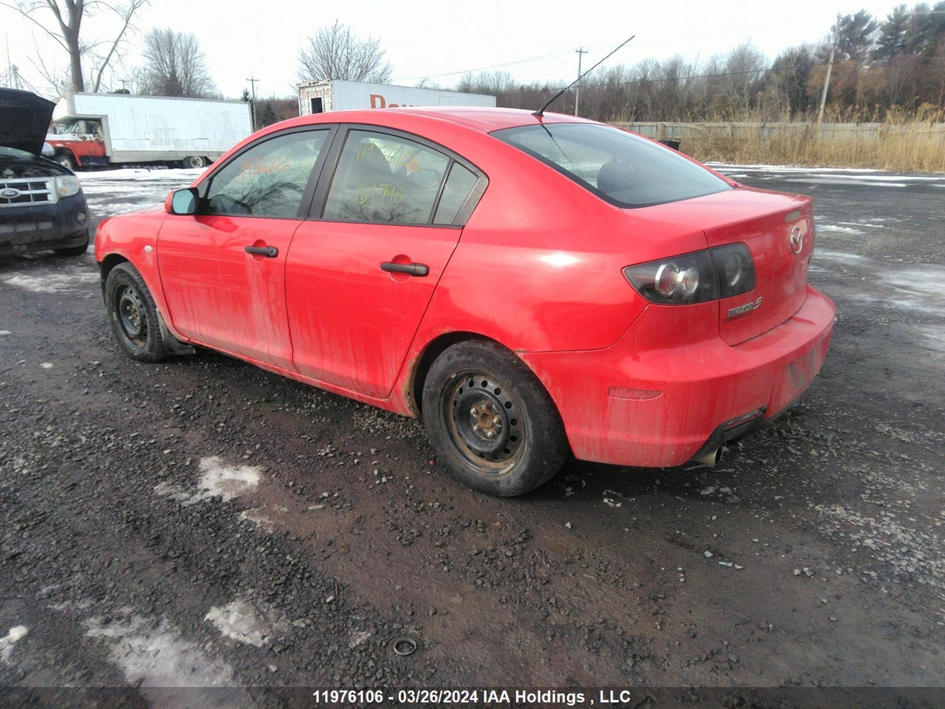 Photo 2 VIN: JM1BK32FX81159748 - MAZDA 3 