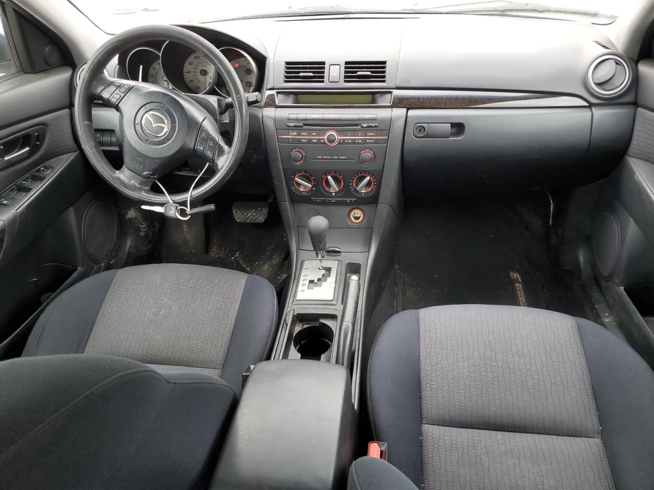 Photo 7 VIN: JM1BK32FX81802681 - MAZDA 3 