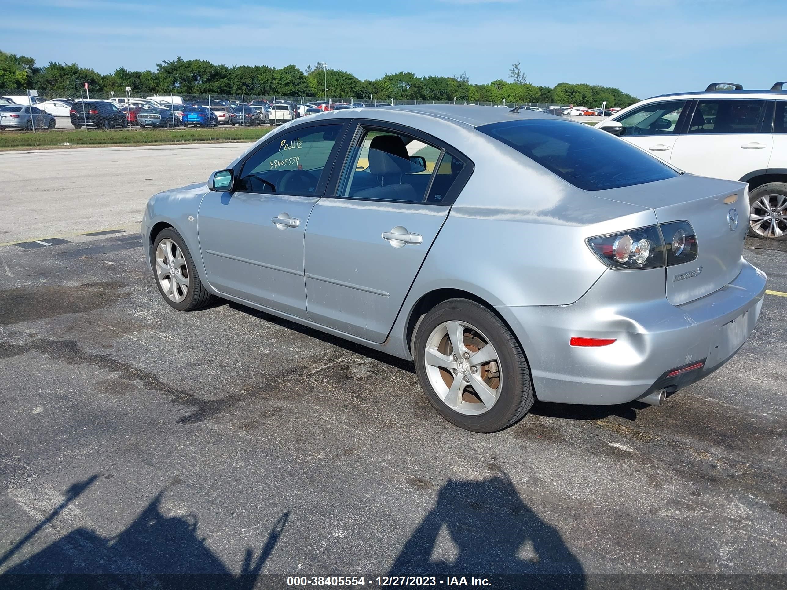 Photo 2 VIN: JM1BK32FX91245885 - MAZDA 3 