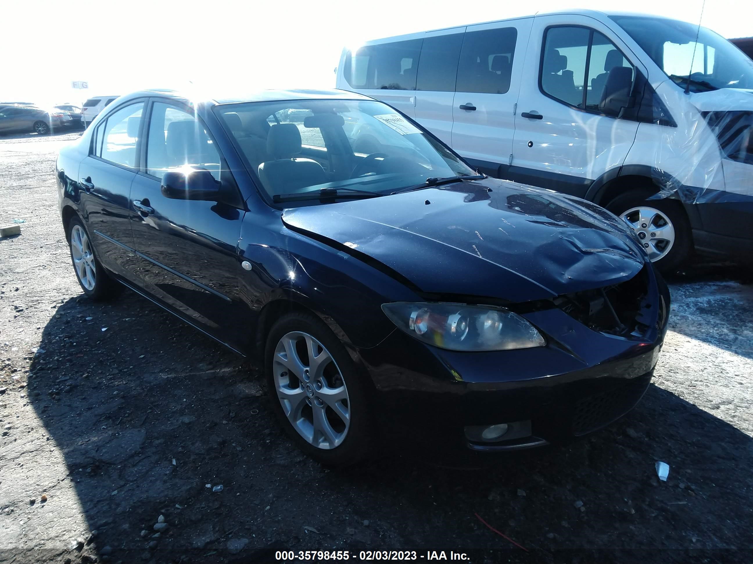 Photo 0 VIN: JM1BK32G081101527 - MAZDA 3 