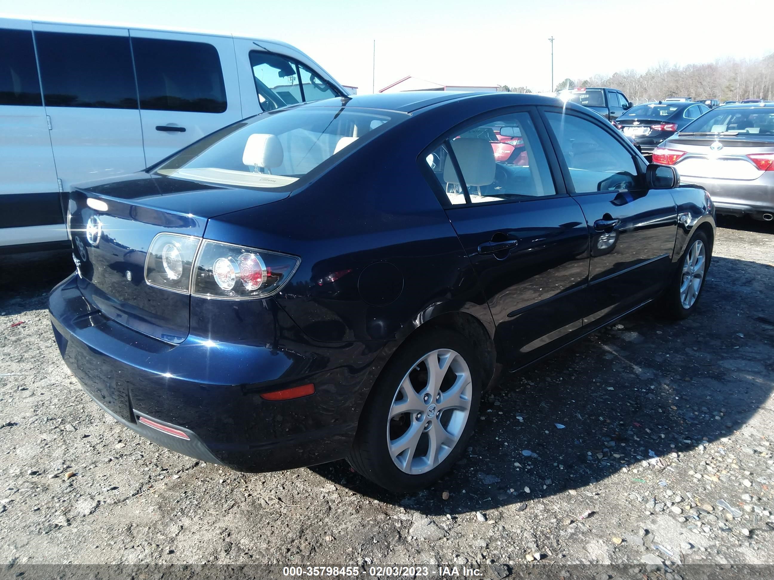 Photo 3 VIN: JM1BK32G081101527 - MAZDA 3 