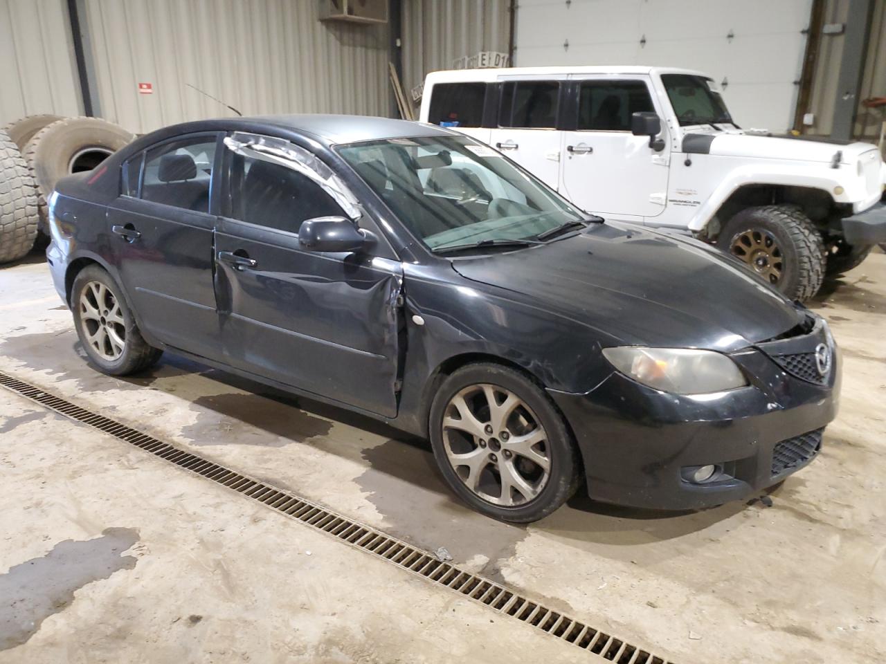 Photo 3 VIN: JM1BK32G381123585 - MAZDA 3 