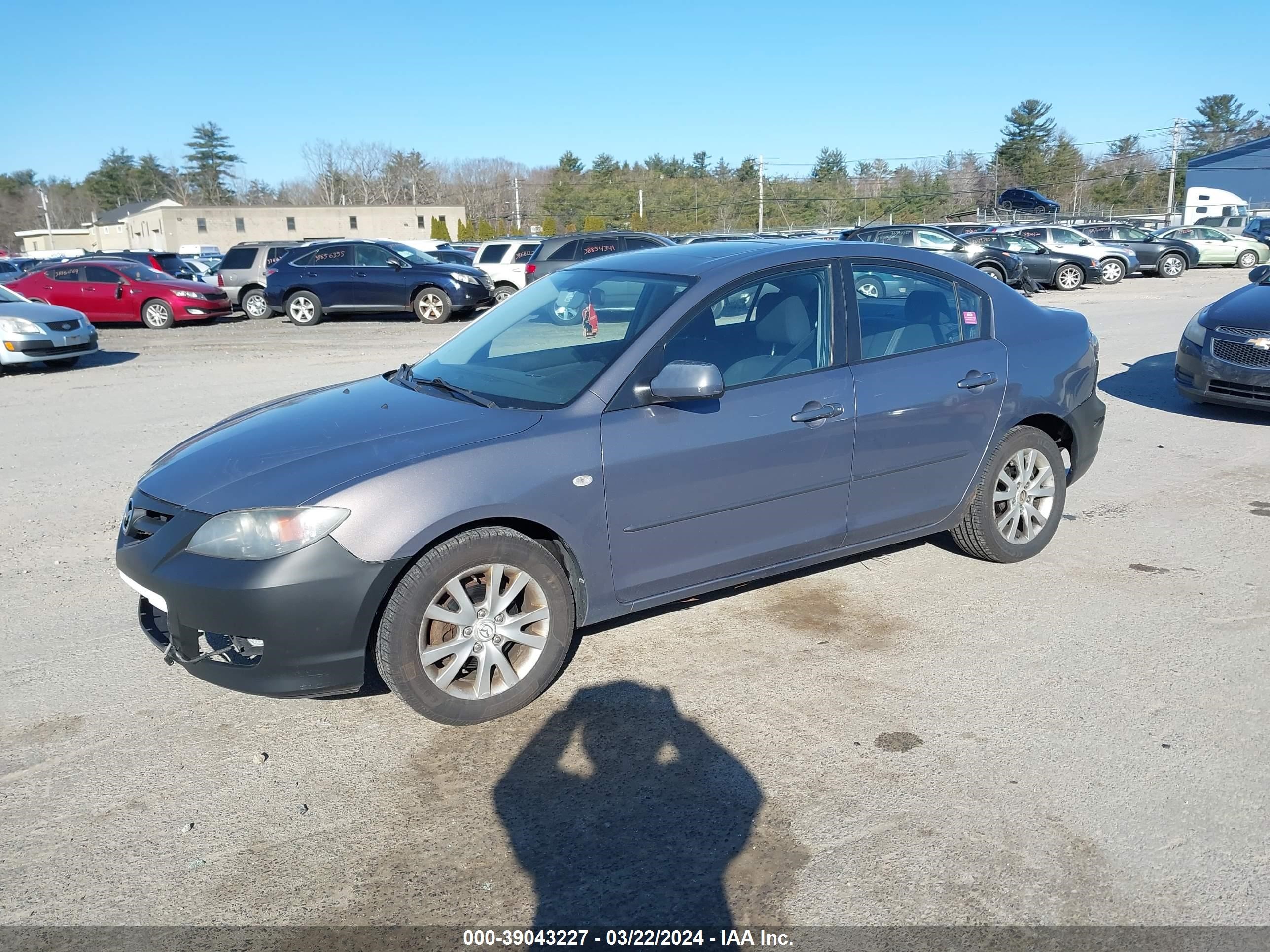 Photo 1 VIN: JM1BK32G381787207 - MAZDA 3 