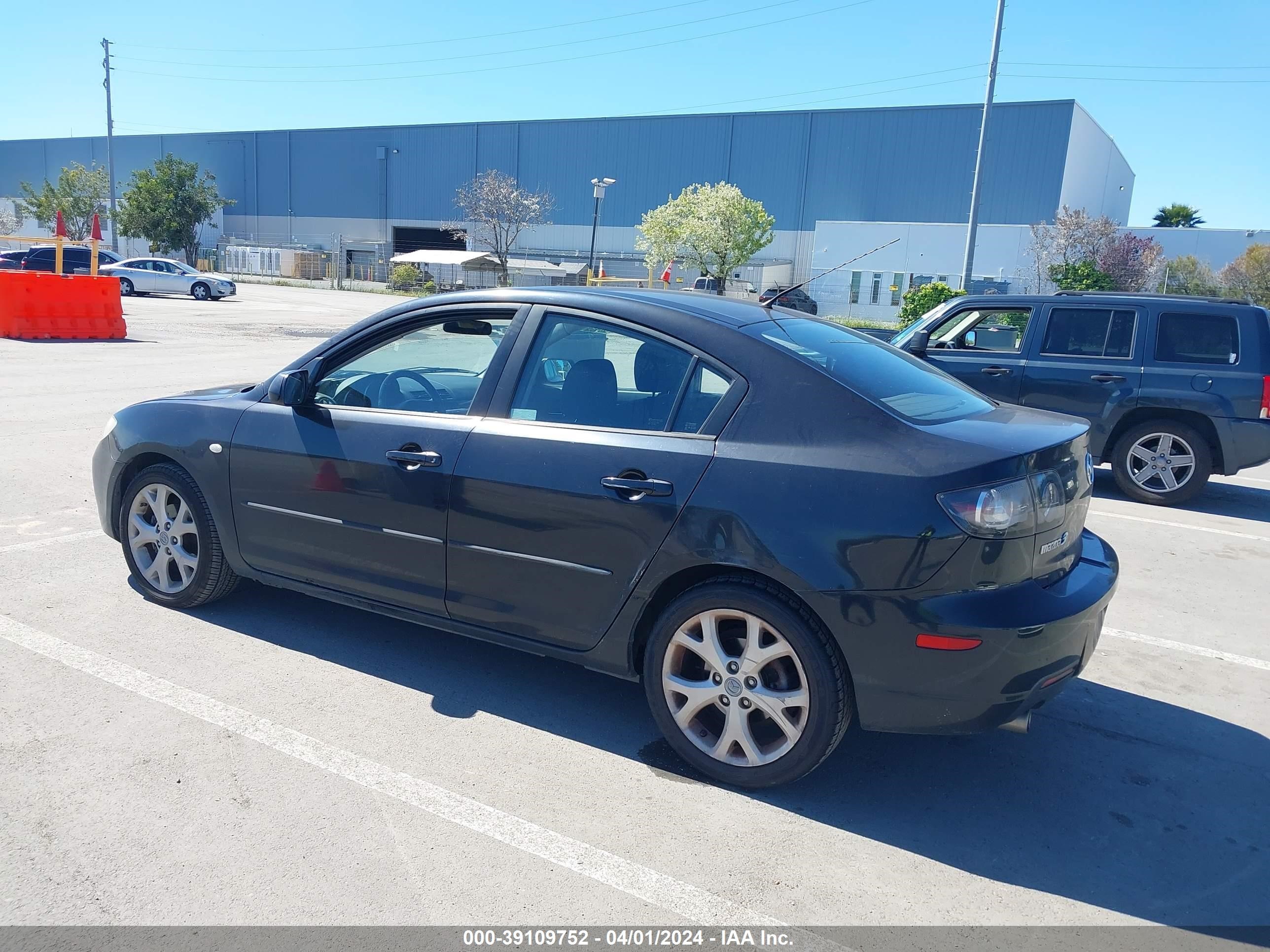 Photo 2 VIN: JM1BK32G391217564 - MAZDA 3 