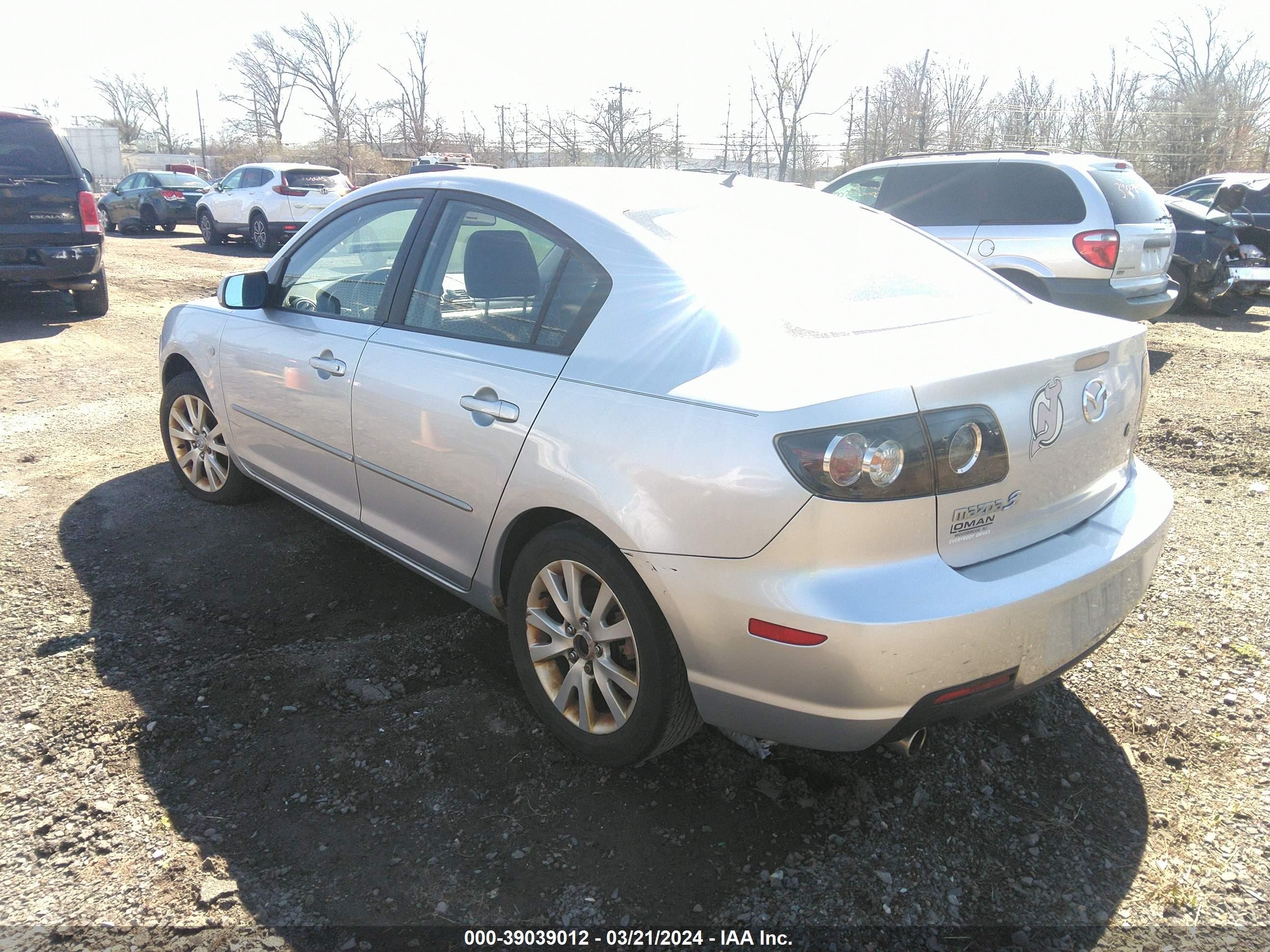 Photo 2 VIN: JM1BK32G481863095 - MAZDA 3 