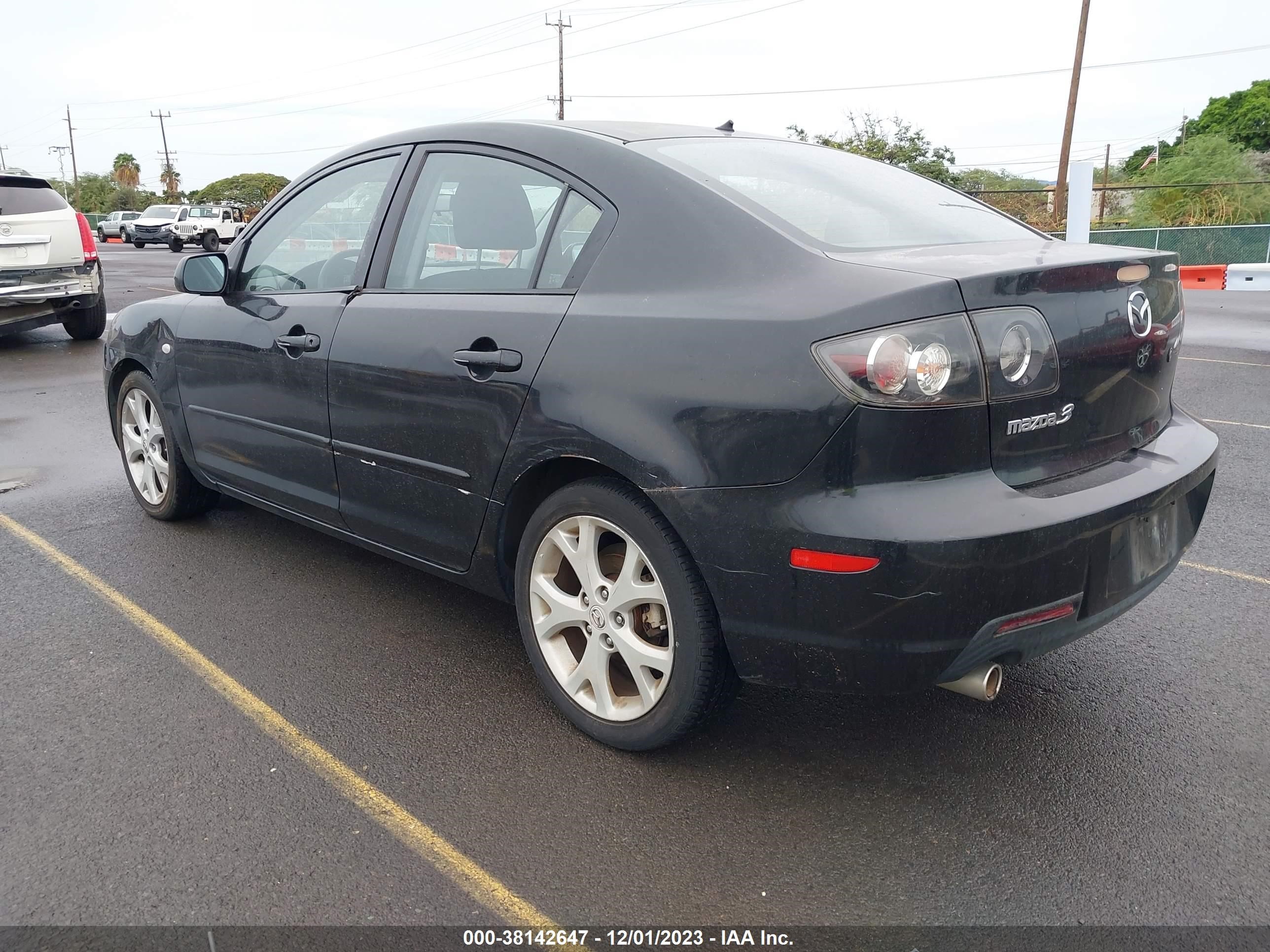 Photo 2 VIN: JM1BK32G581172304 - MAZDA 3 