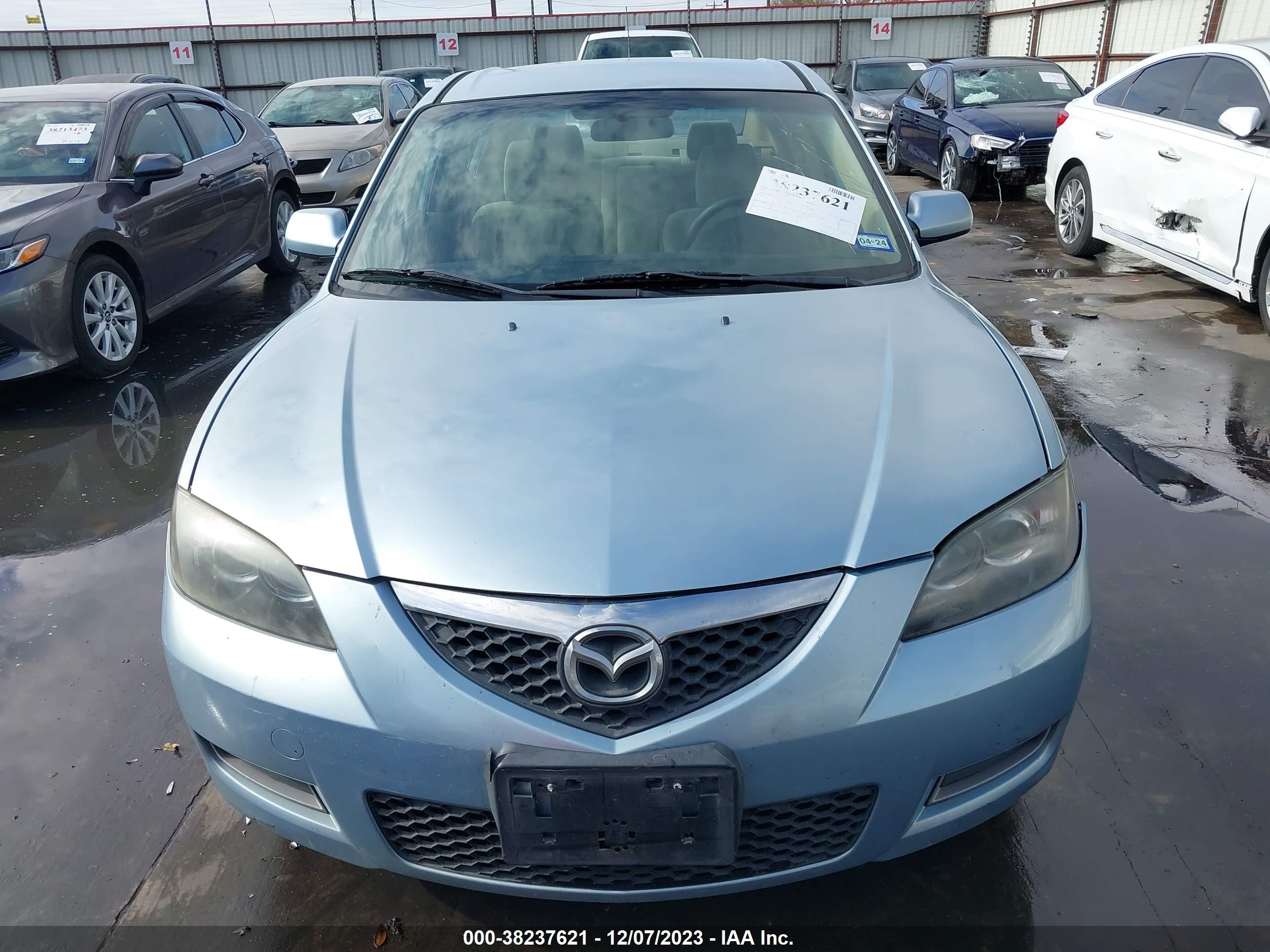 Photo 11 VIN: JM1BK32G671628857 - MAZDA 3 