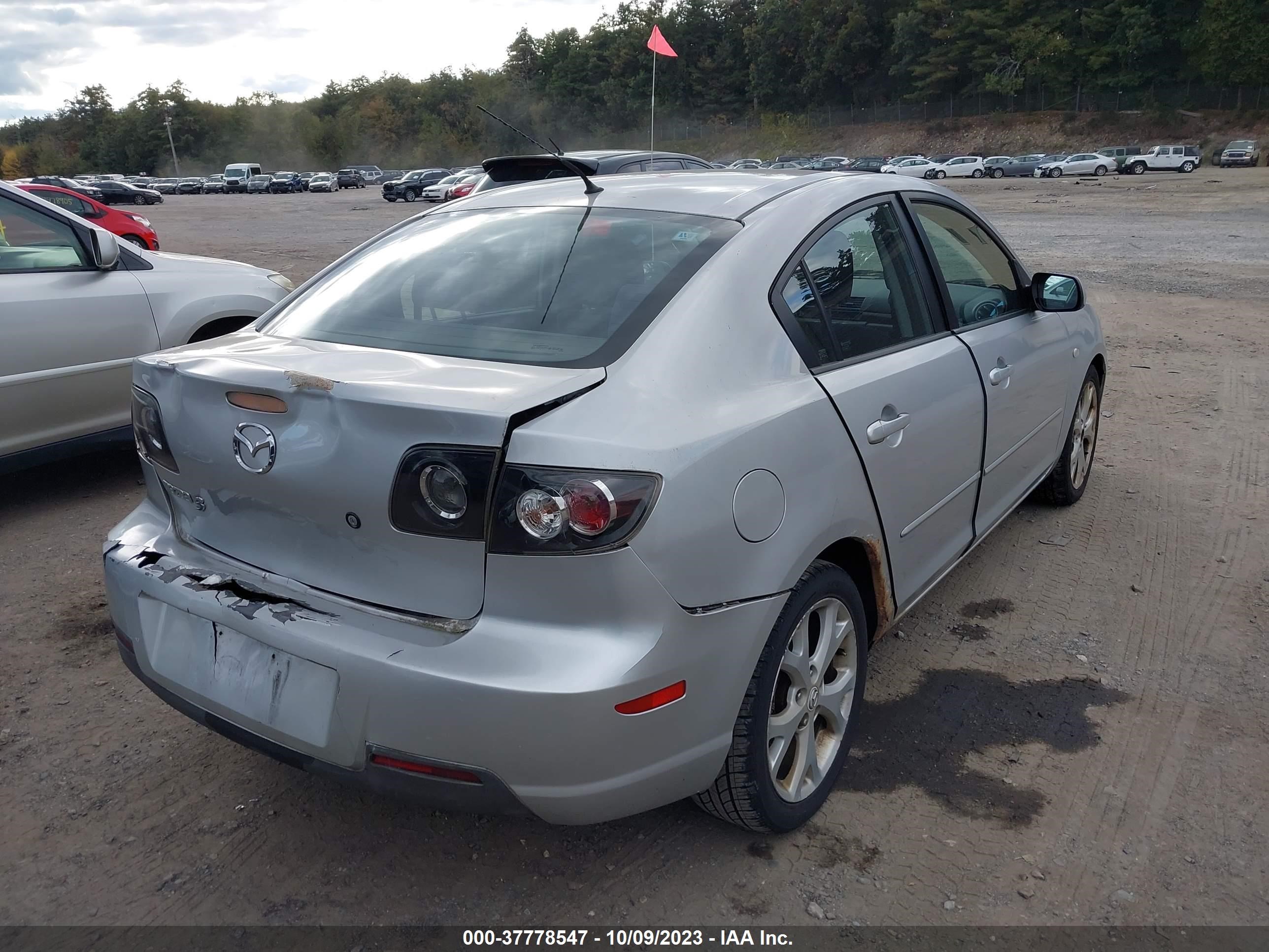 Photo 3 VIN: JM1BK32G691233967 - MAZDA 3 