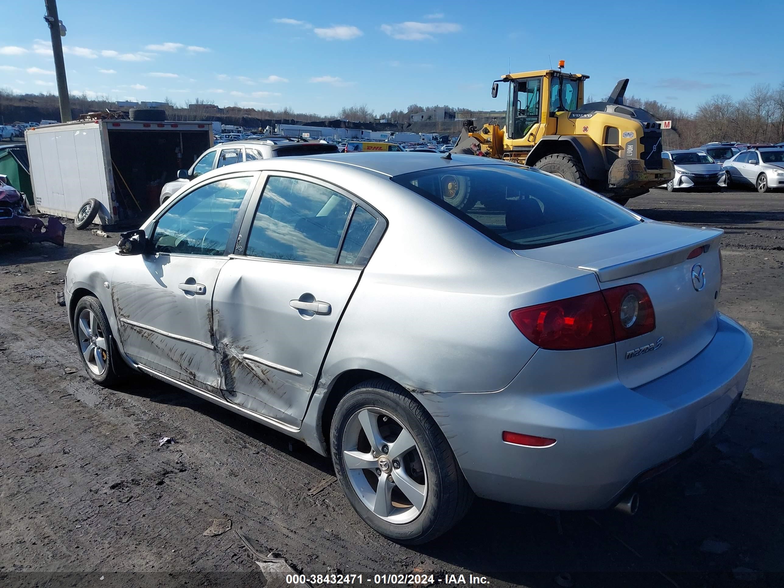 Photo 2 VIN: JM1BK32G961449940 - MAZDA 3 