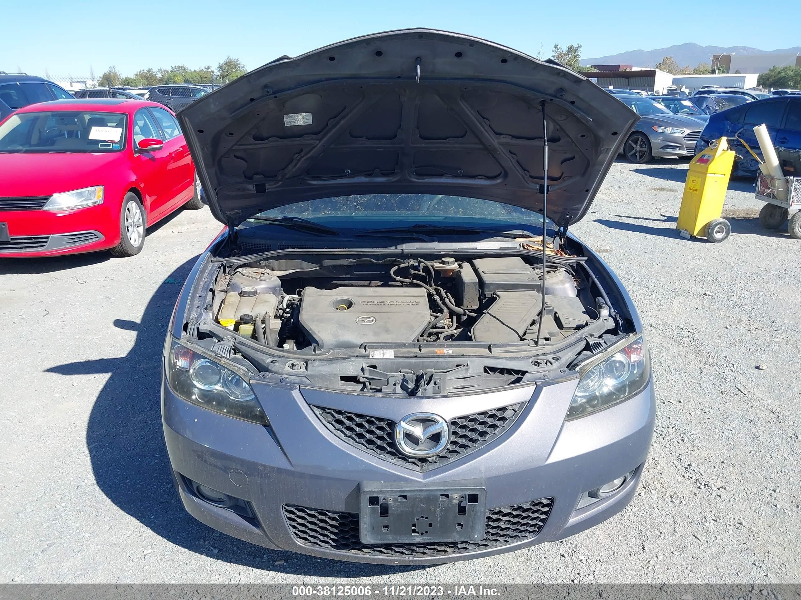 Photo 9 VIN: JM1BK32GX81138763 - MAZDA 3 