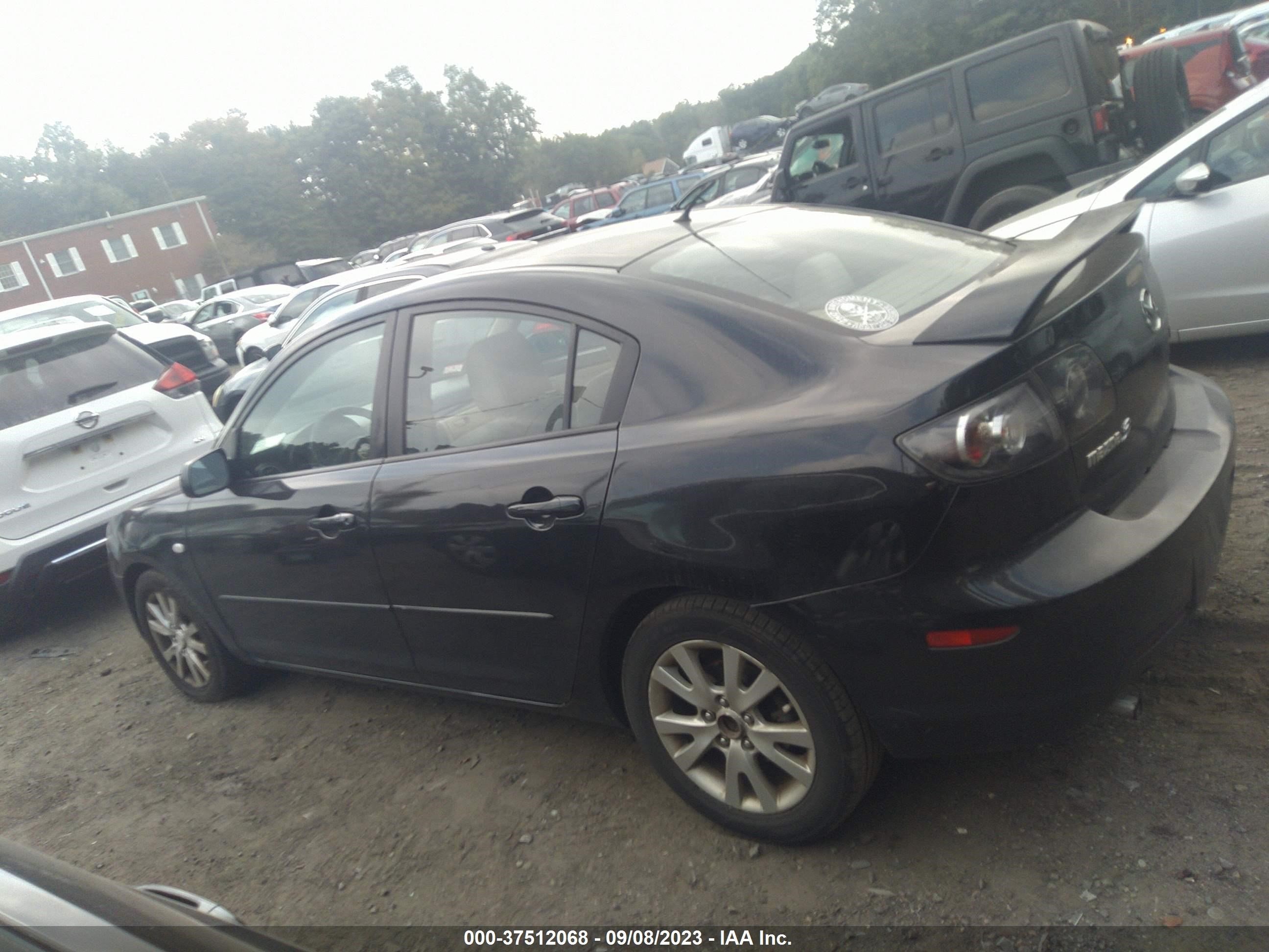 Photo 13 VIN: JM1BK32GX81804603 - MAZDA 3 