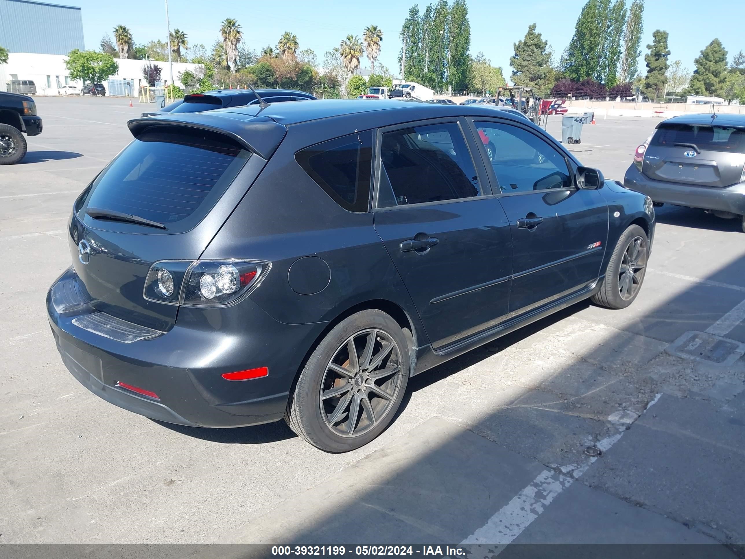 Photo 3 VIN: JM1BK343051293795 - MAZDA 3 