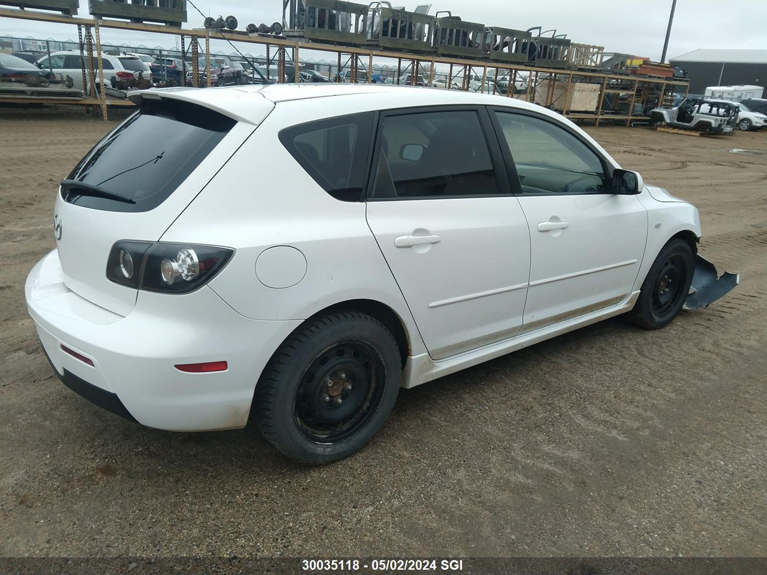 Photo 3 VIN: JM1BK343181851349 - MAZDA 3 