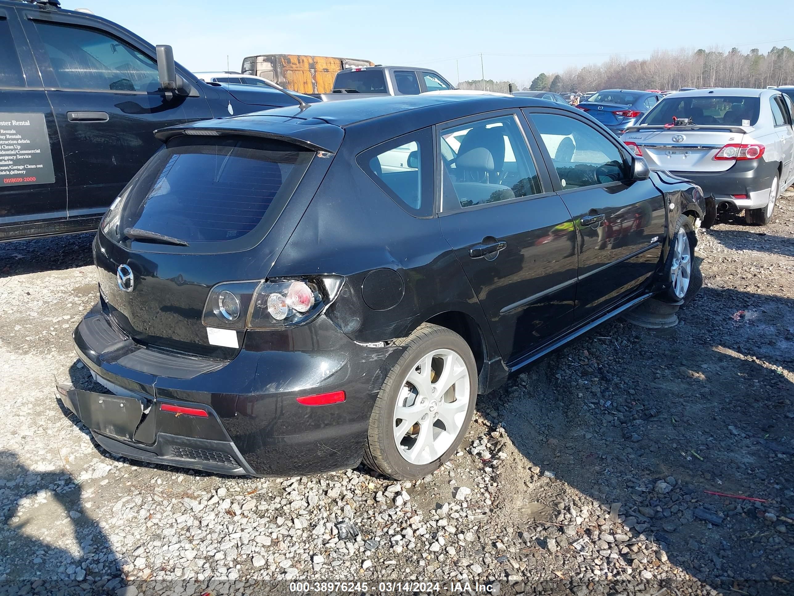 Photo 3 VIN: JM1BK343181877059 - MAZDA 3 