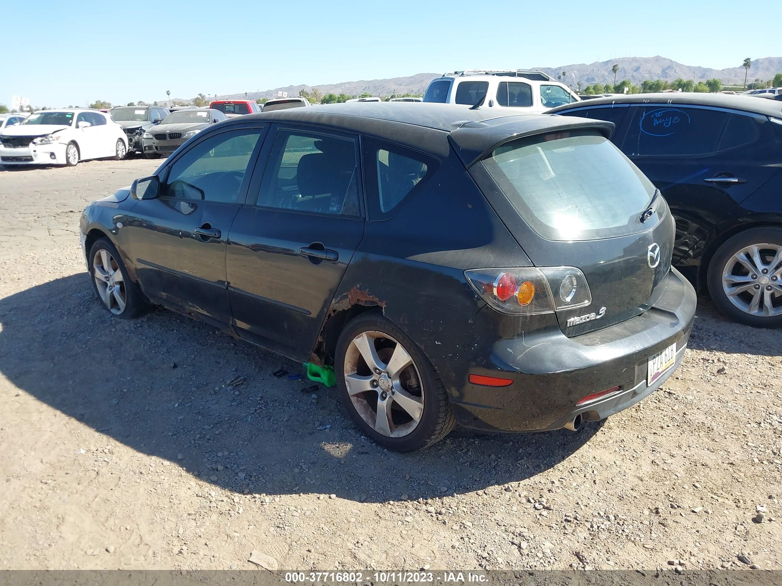 Photo 2 VIN: JM1BK343241141807 - MAZDA 3 