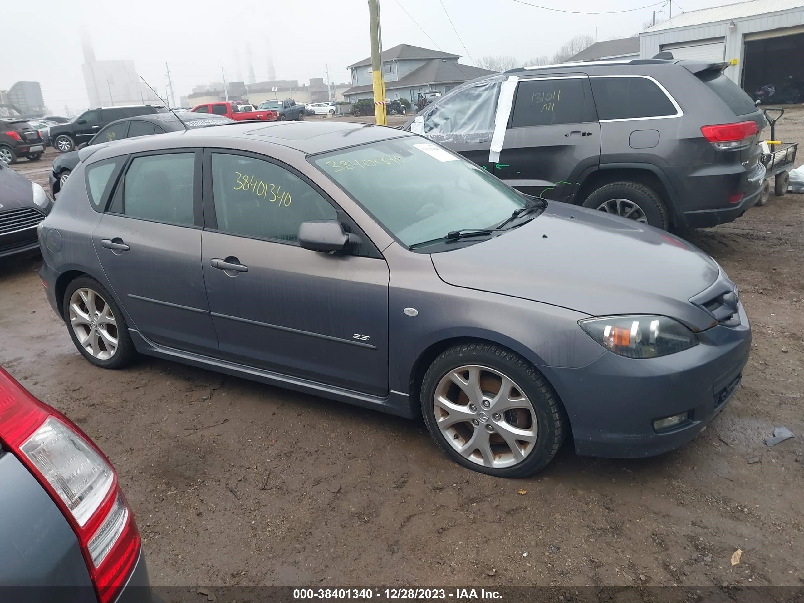 Photo 0 VIN: JM1BK343271684790 - MAZDA 3 