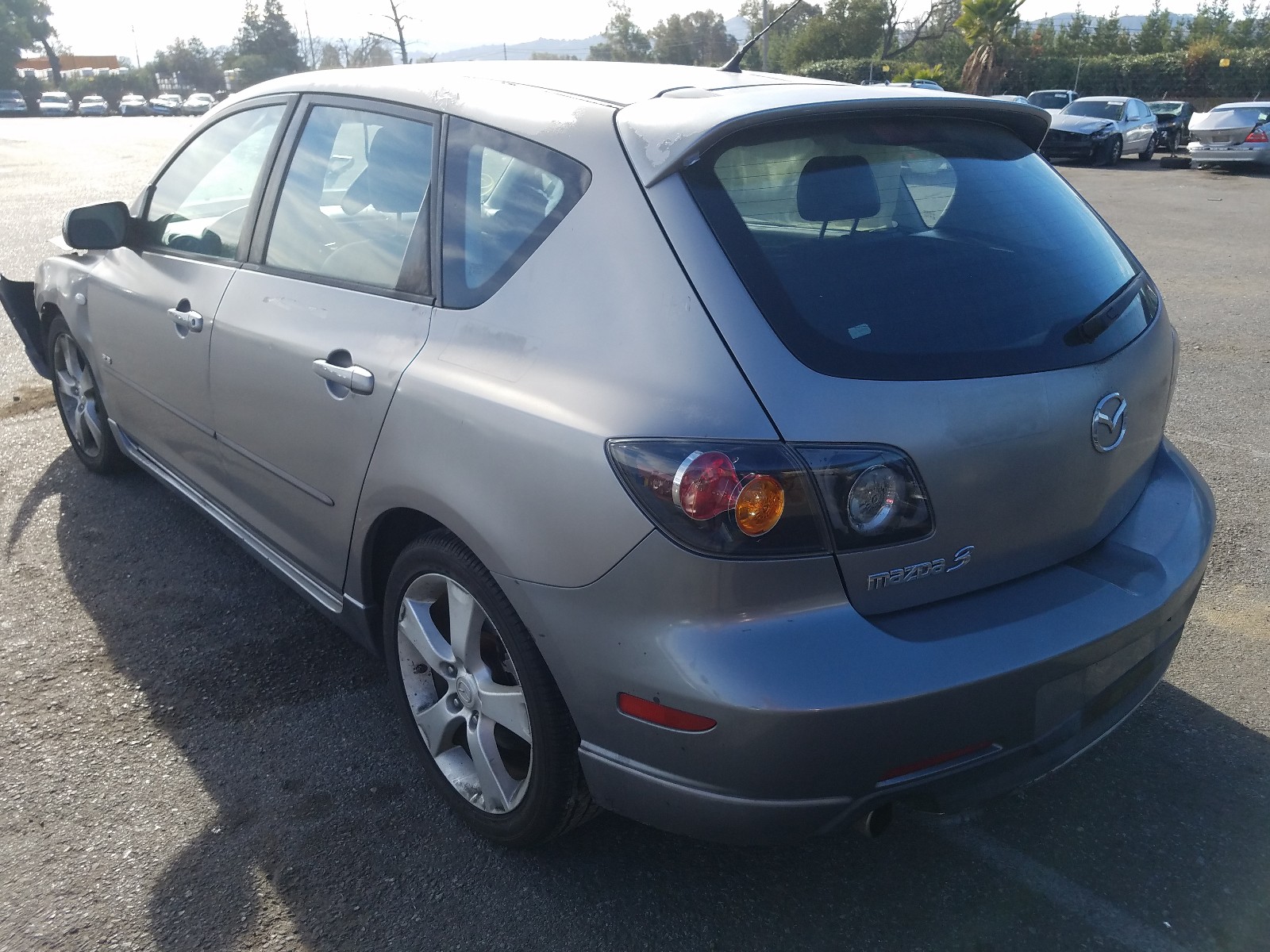 Photo 2 VIN: JM1BK343341217941 - MAZDA 3 HATCHBAC 