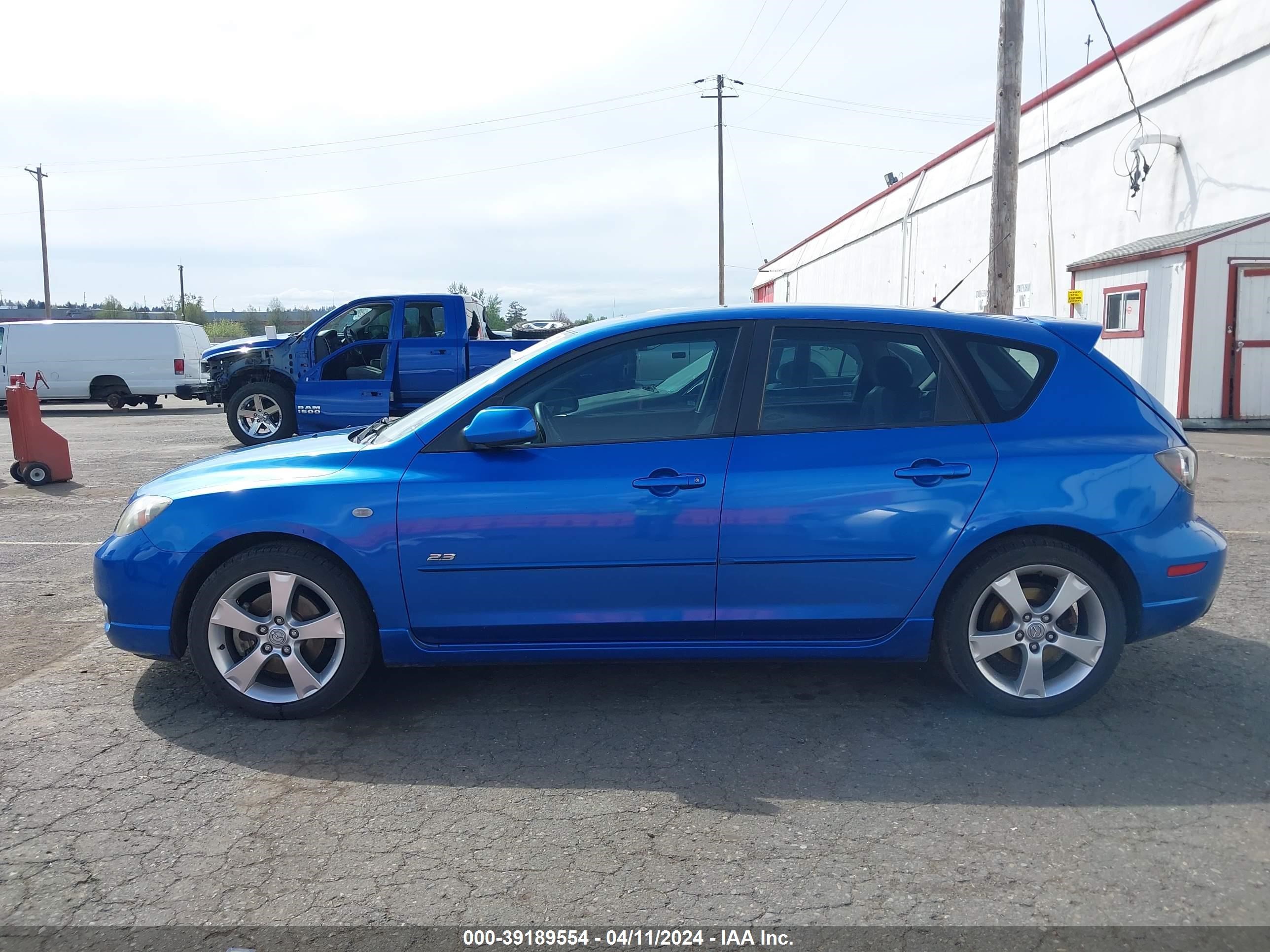 Photo 13 VIN: JM1BK343351293127 - MAZDA 3 