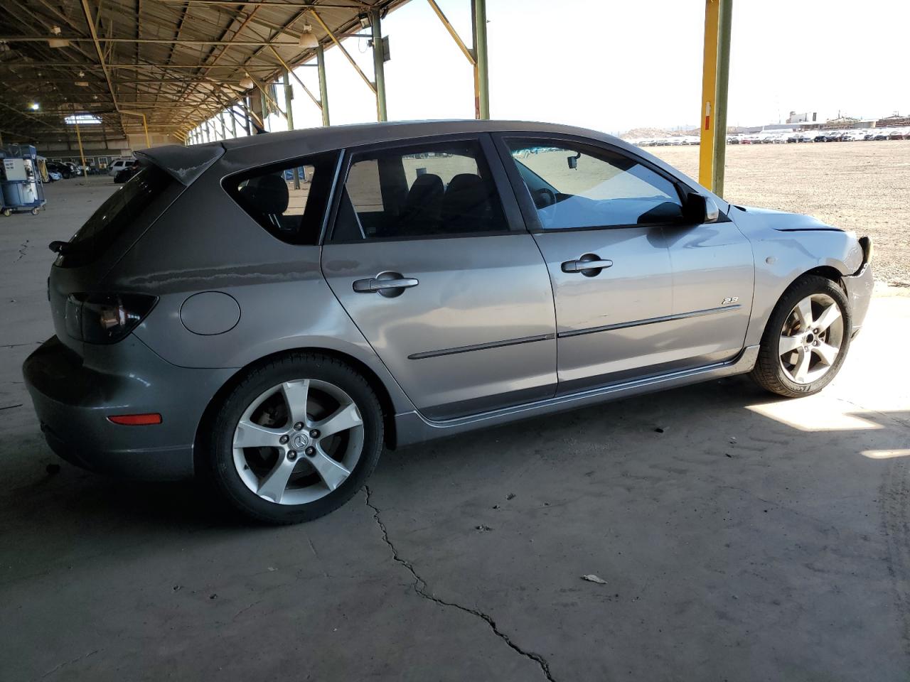 Photo 2 VIN: JM1BK343351308029 - MAZDA 3 