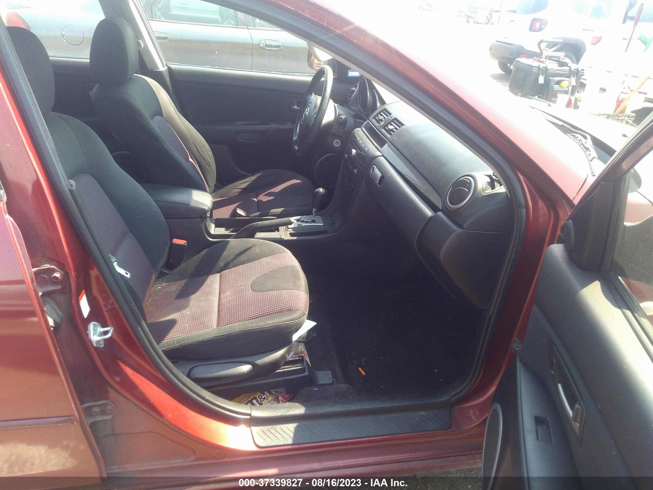 Photo 4 VIN: JM1BK343361543287 - MAZDA 3 