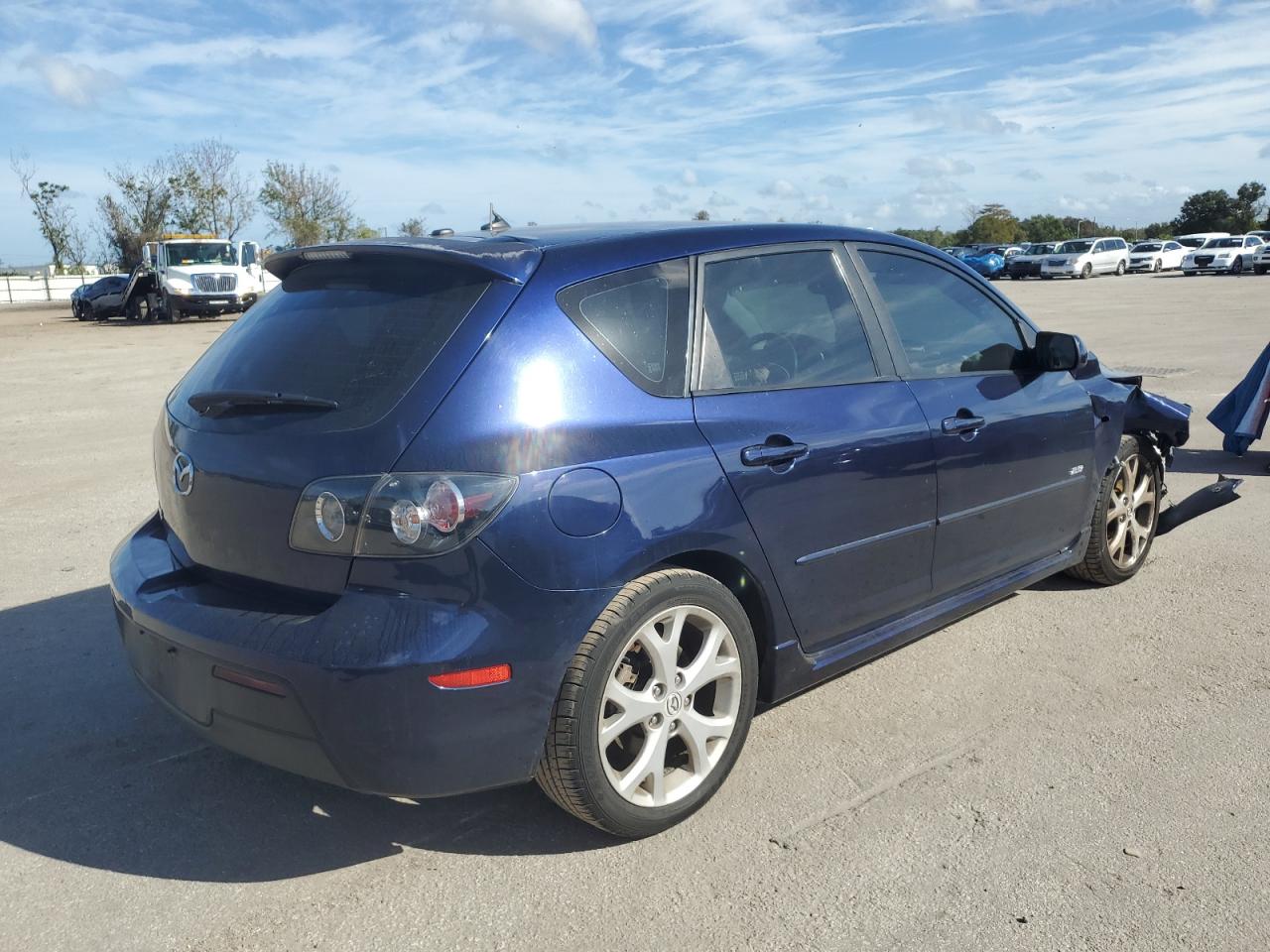 Photo 2 VIN: JM1BK343391208809 - MAZDA 3 