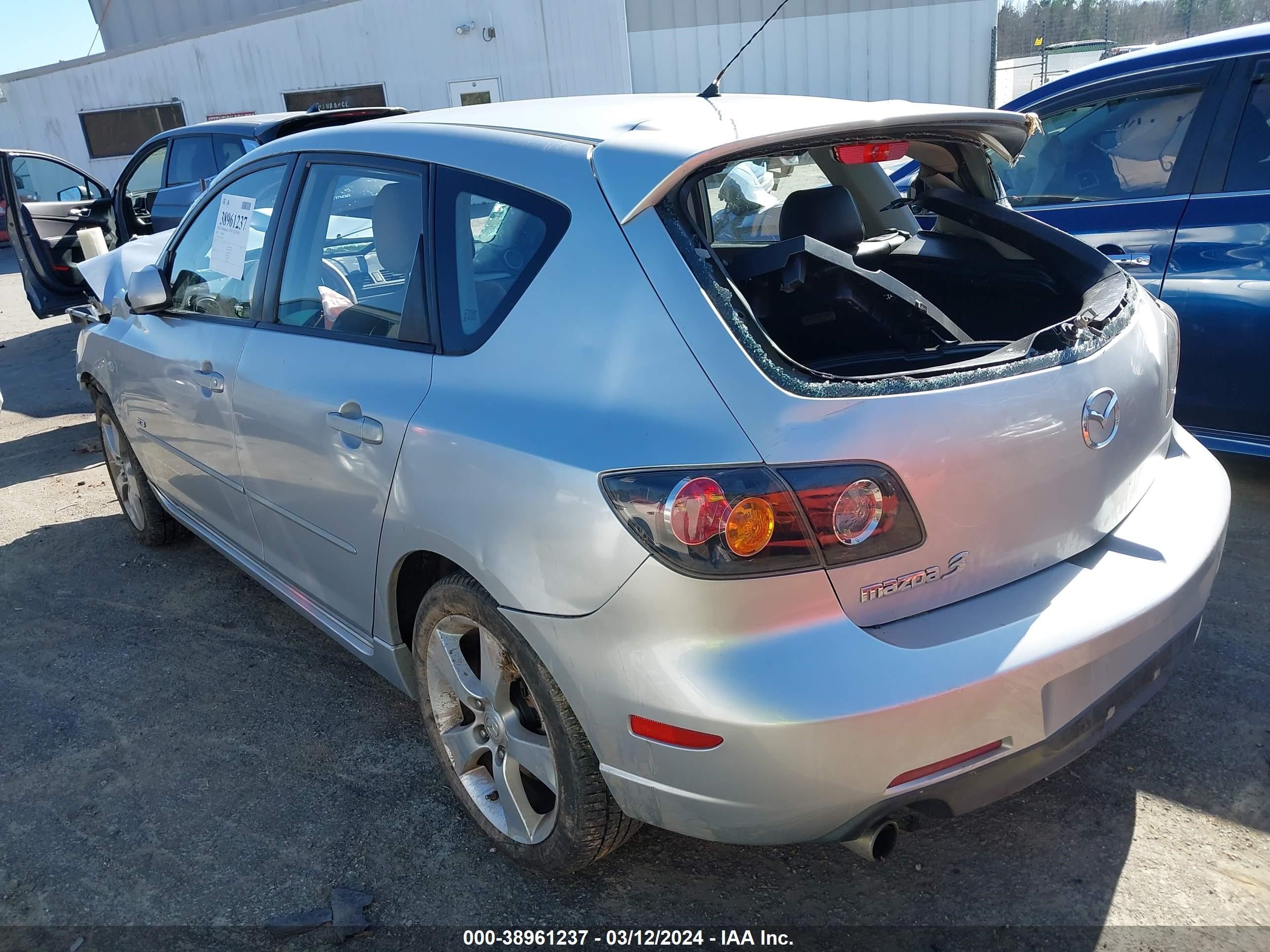 Photo 2 VIN: JM1BK343441187087 - MAZDA 3 