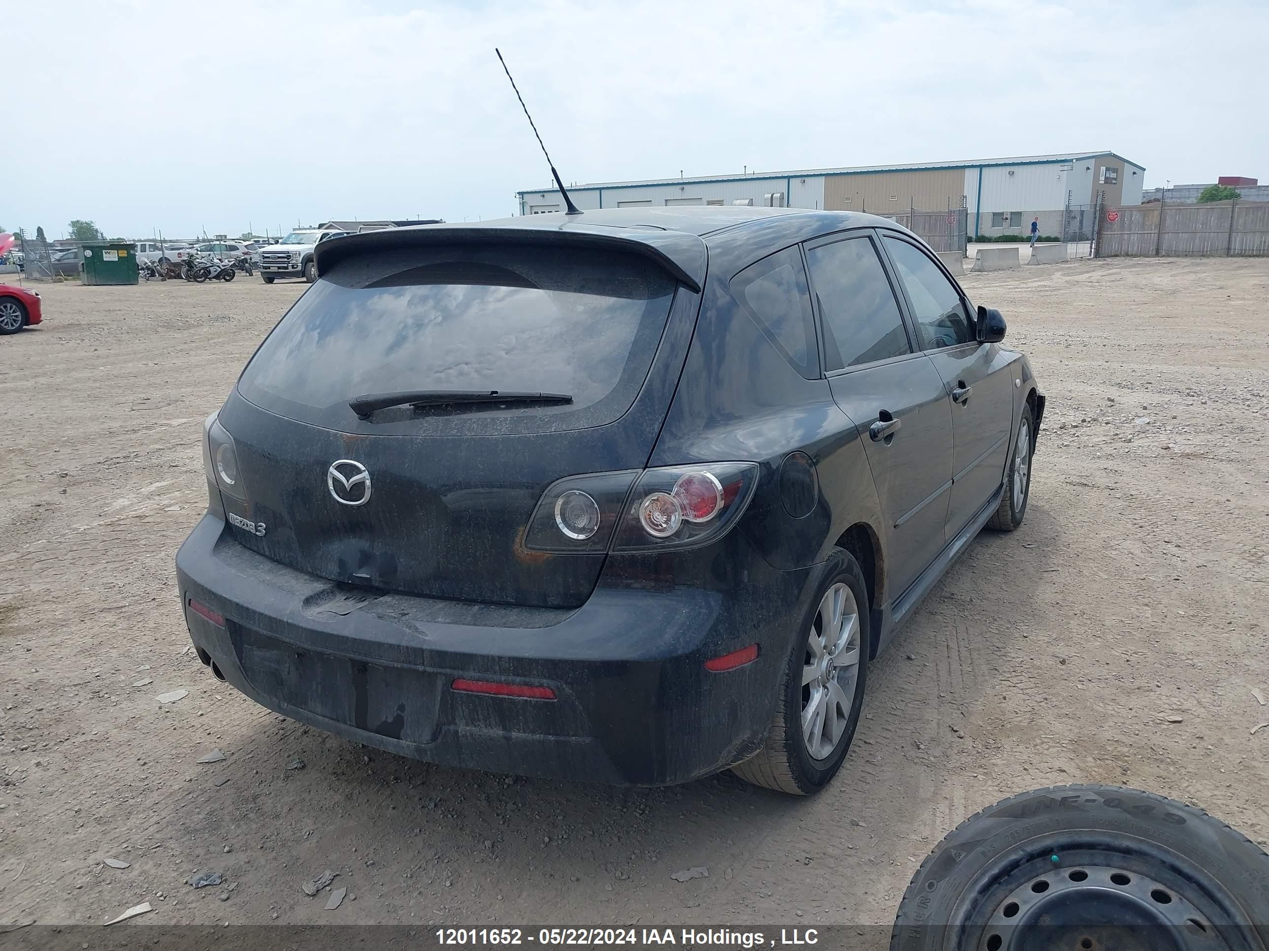 Photo 3 VIN: JM1BK343471714405 - MAZDA 3 