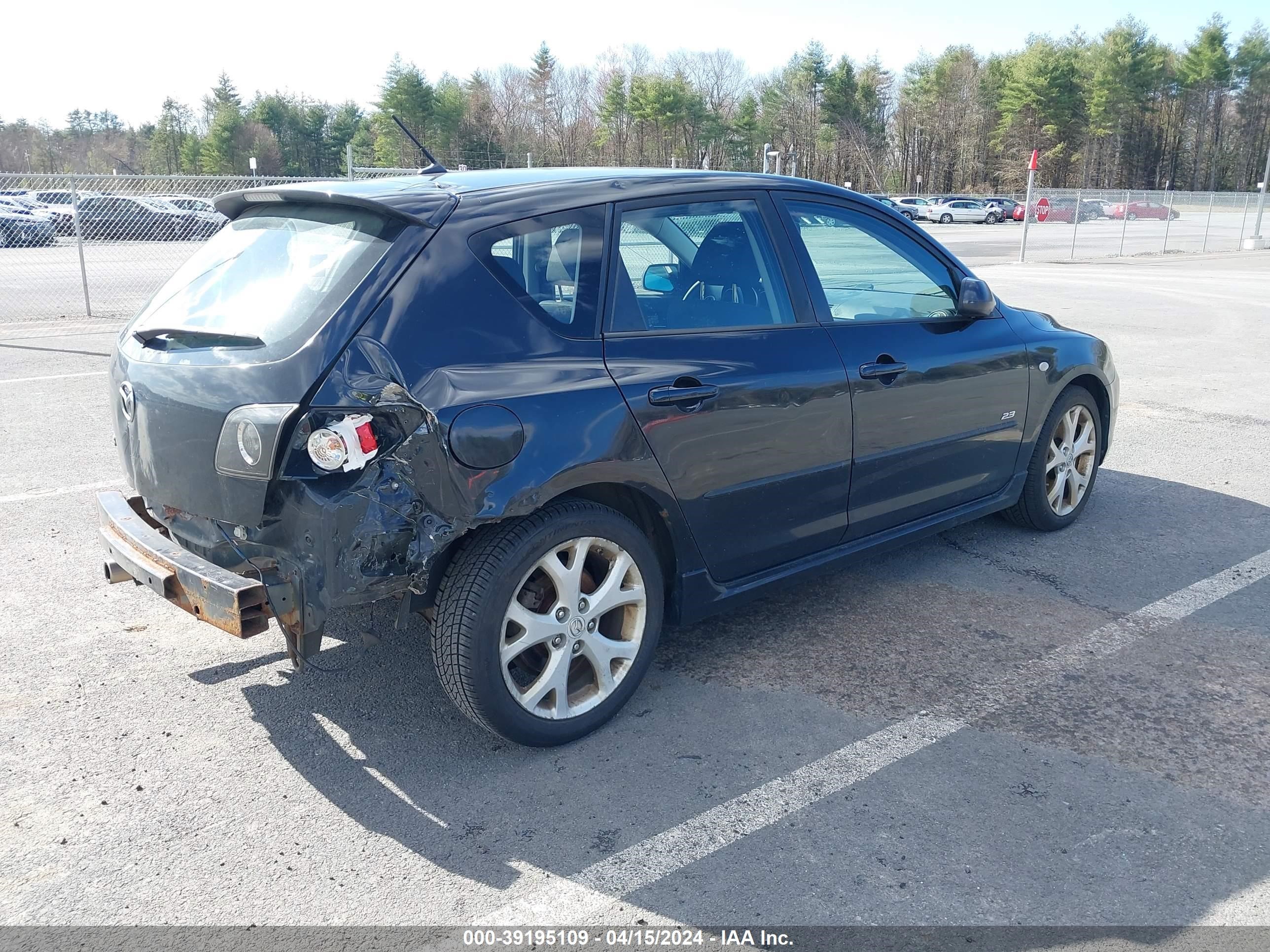 Photo 3 VIN: JM1BK343691218296 - MAZDA 3 