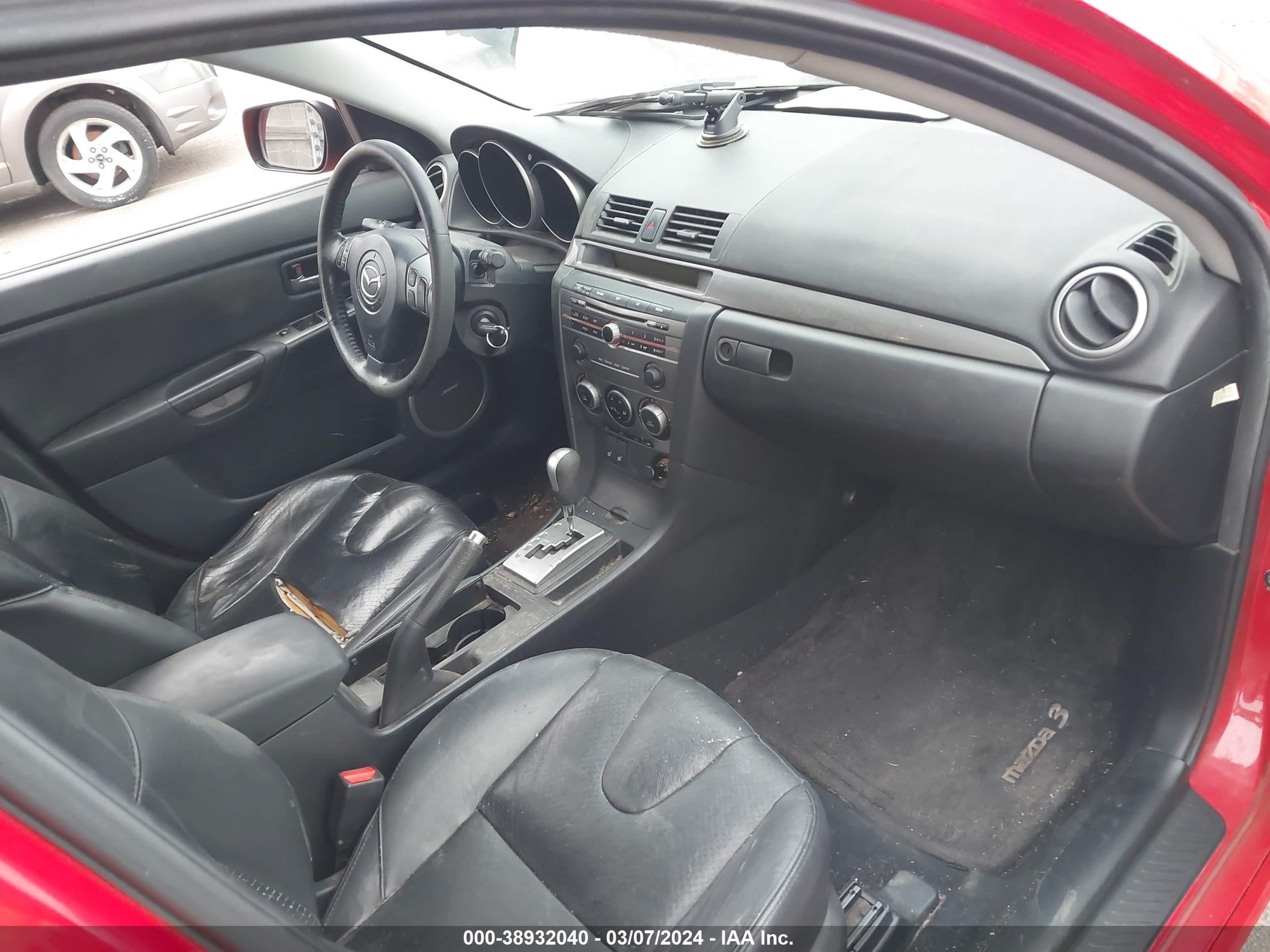 Photo 4 VIN: JM1BK343871659795 - MAZDA 3 