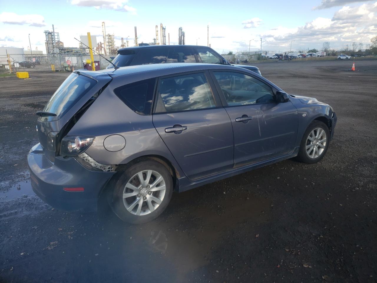 Photo 2 VIN: JM1BK343881841336 - MAZDA 3 