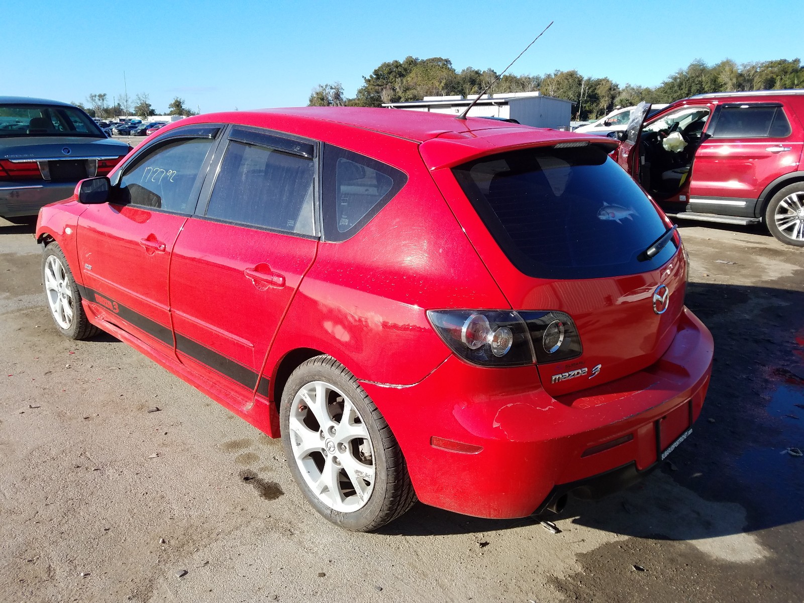 Photo 2 VIN: JM1BK343881866981 - MAZDA 3 HATCHBAC 