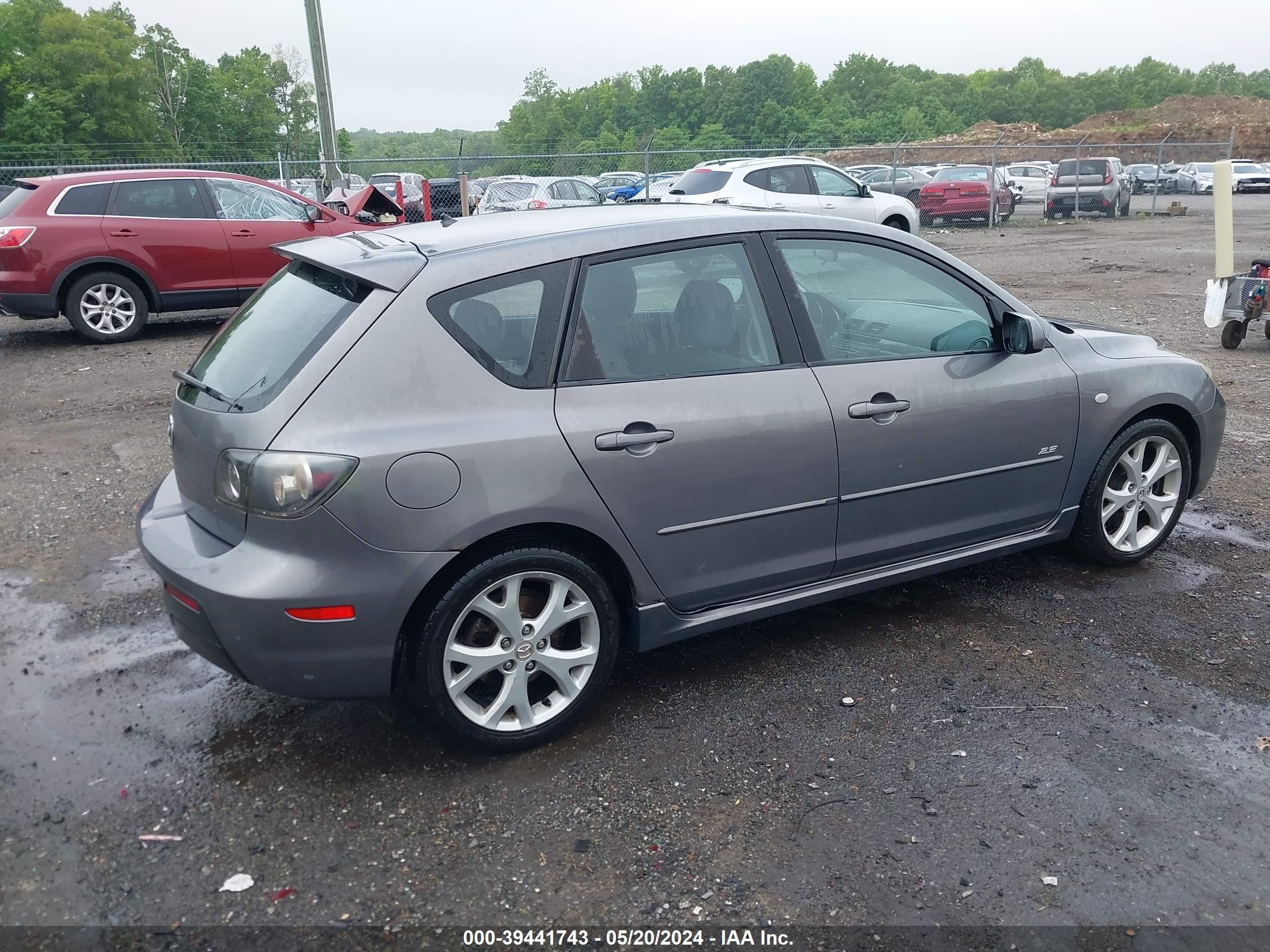 Photo 3 VIN: JM1BK343981782796 - MAZDA 3 