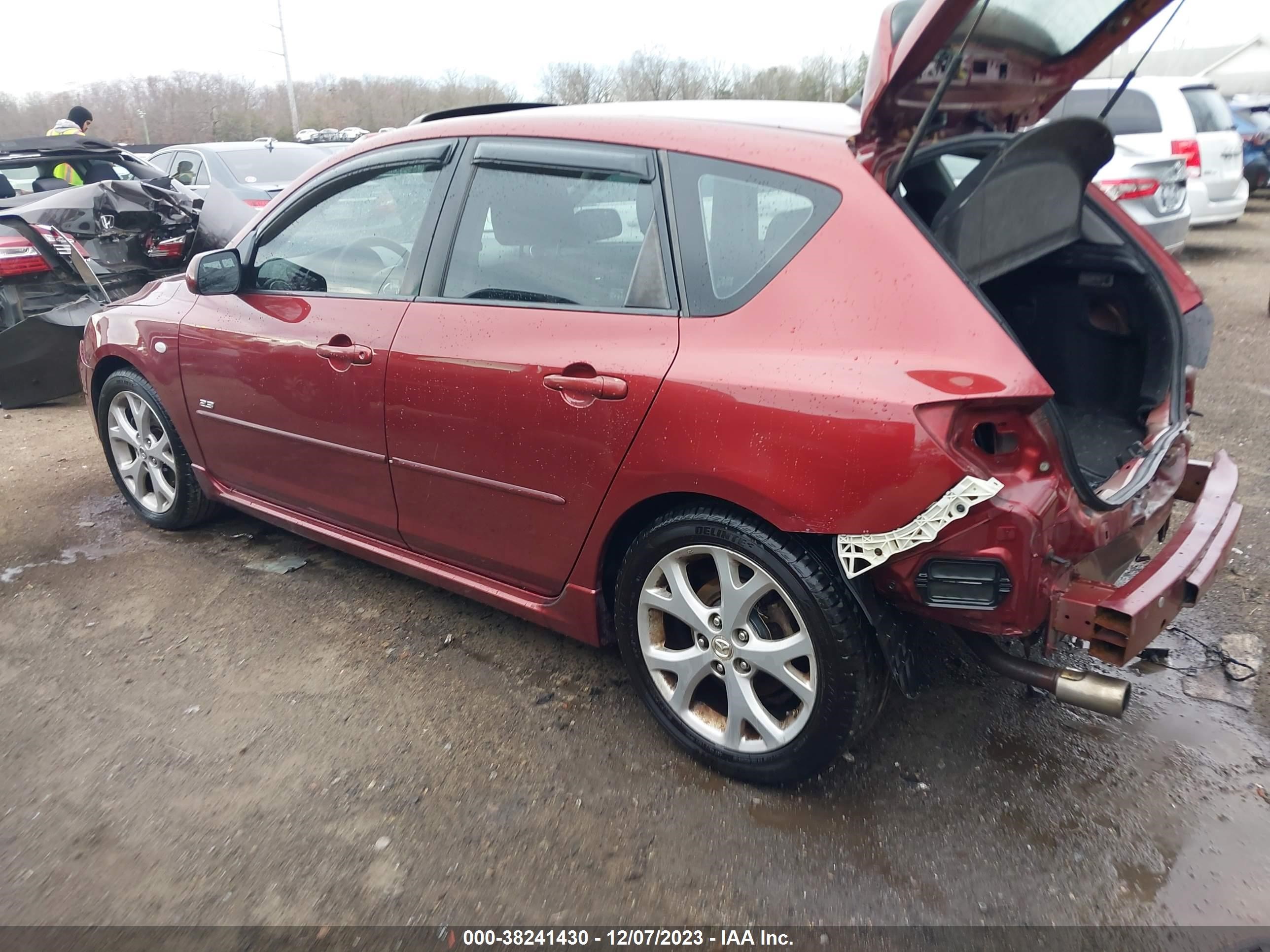 Photo 2 VIN: JM1BK343991189098 - MAZDA 3 