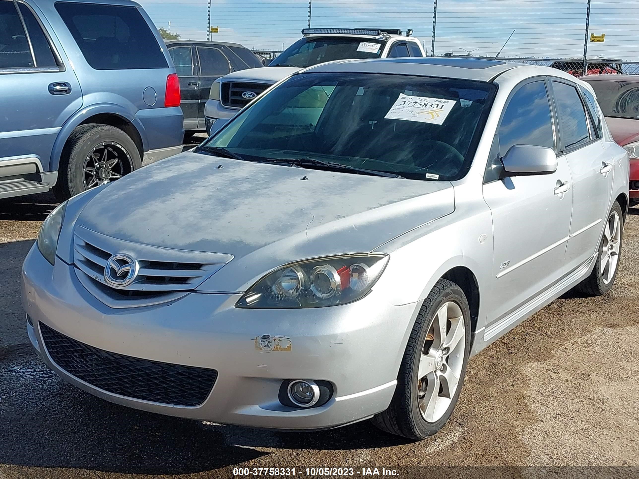 Photo 1 VIN: JM1BK343X51336443 - MAZDA 3 