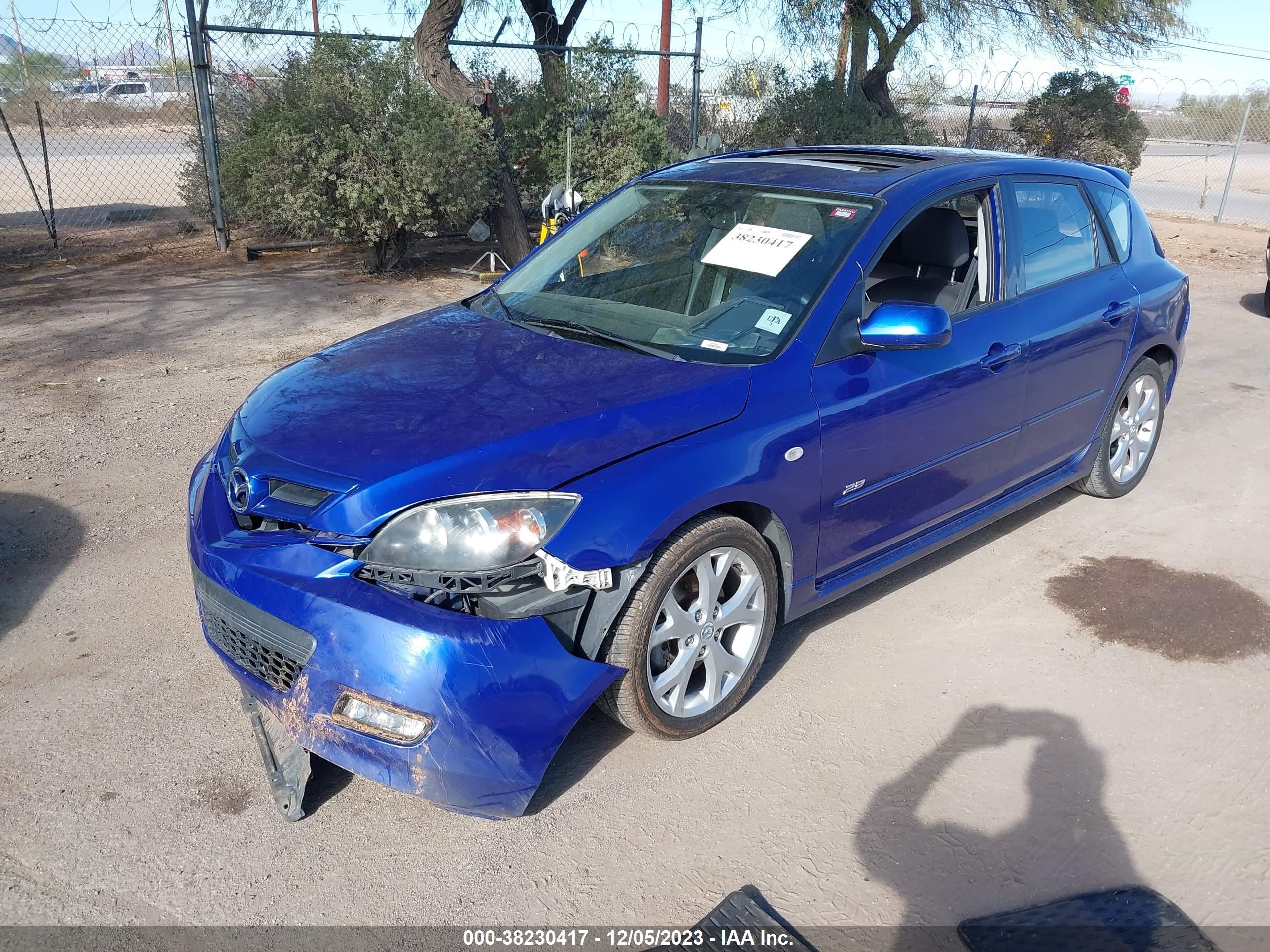 Photo 1 VIN: JM1BK343X71674475 - MAZDA 3 