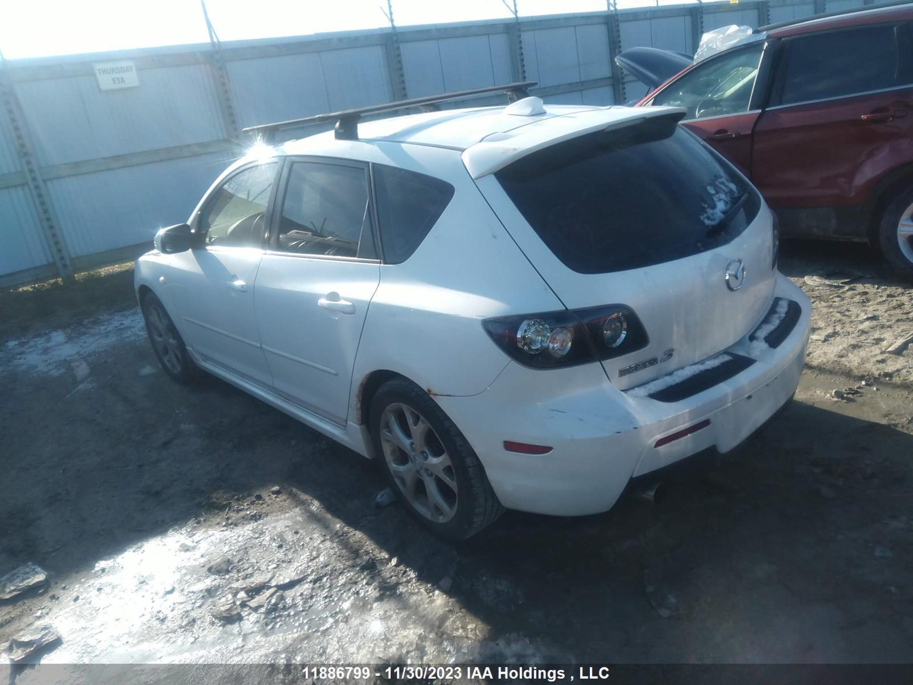 Photo 2 VIN: JM1BK343X71763172 - MAZDA 3 