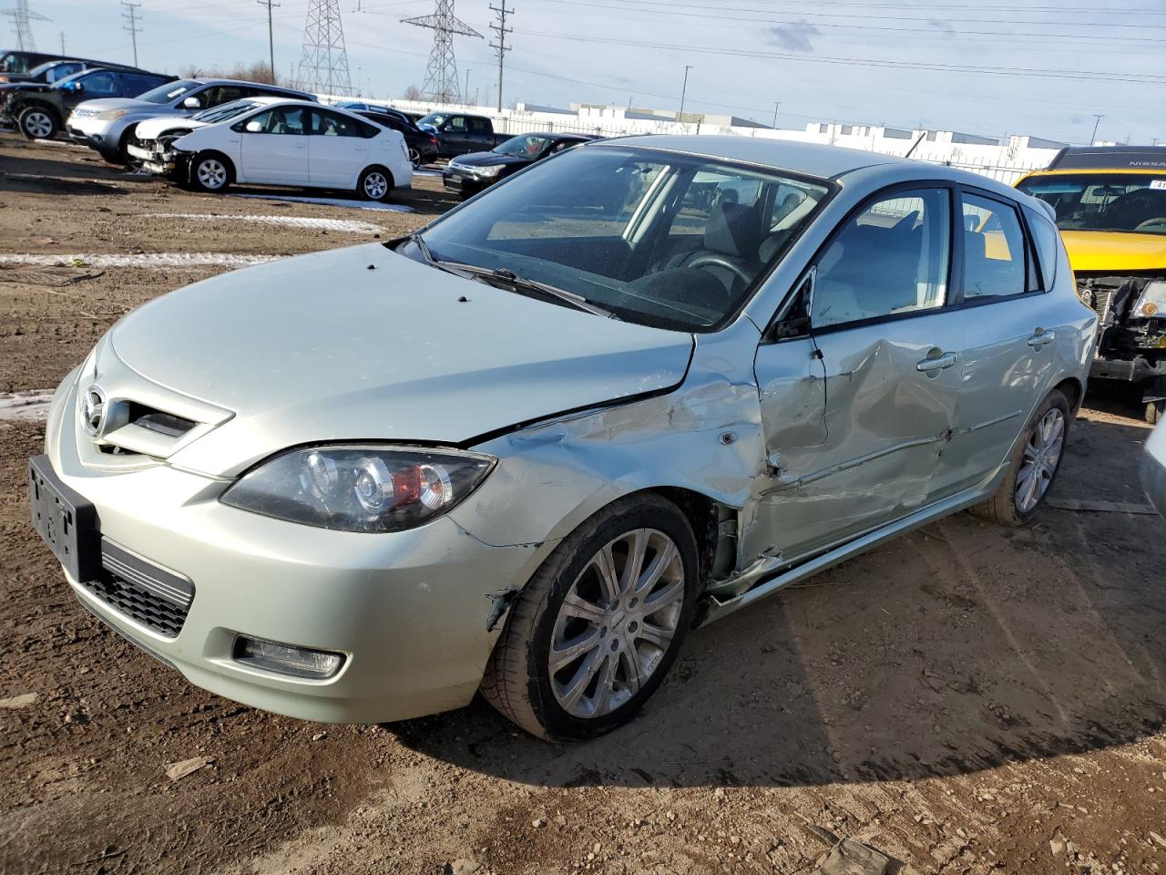 Photo 0 VIN: JM1BK343X81170817 - MAZDA 3 