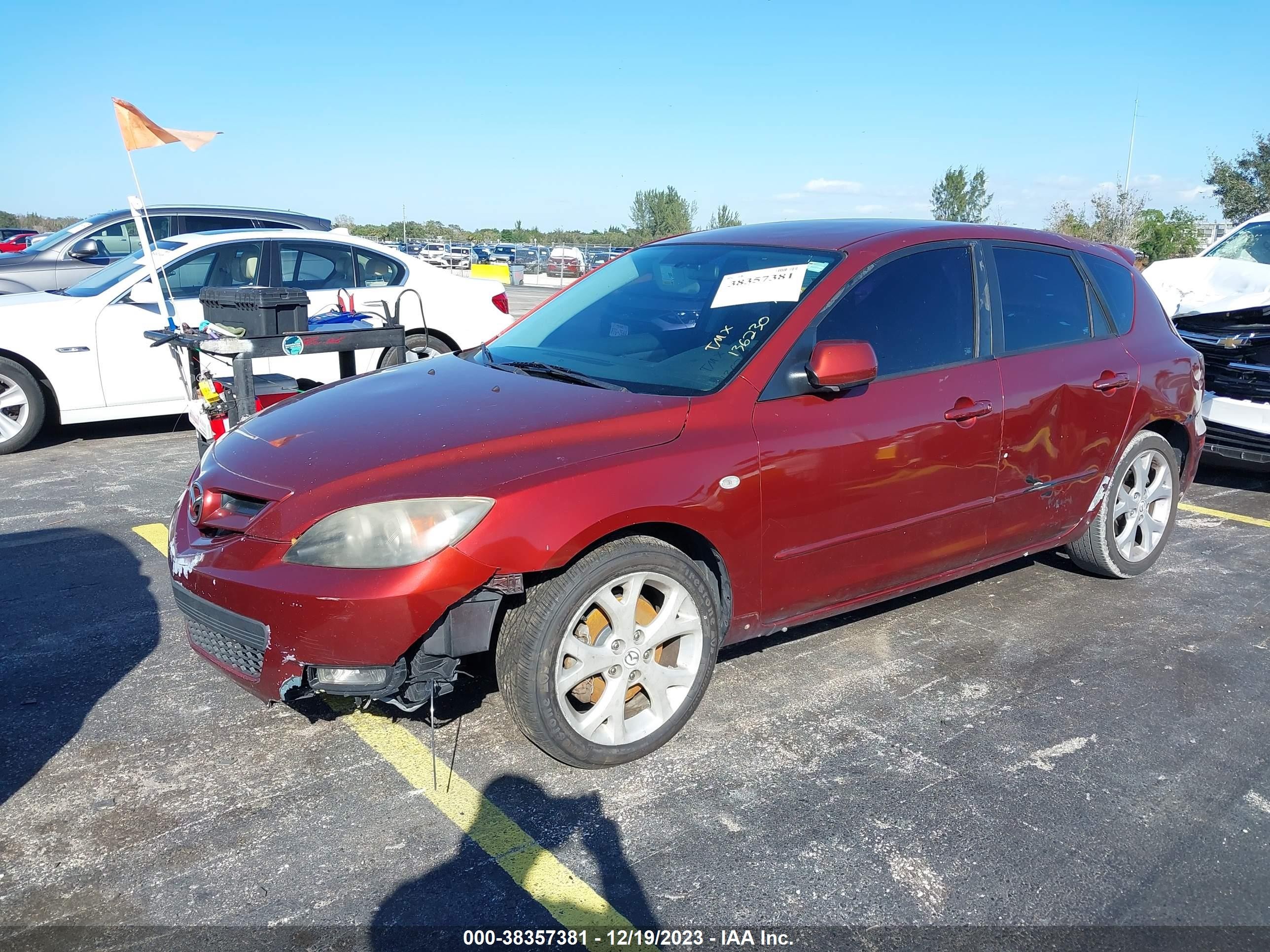 Photo 1 VIN: JM1BK344581136230 - MAZDA 3 