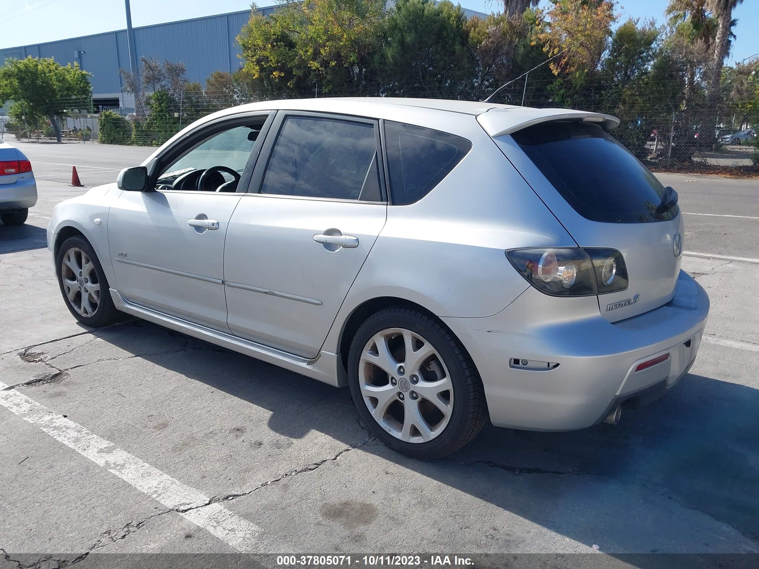 Photo 2 VIN: JM1BK344581879132 - MAZDA 3 