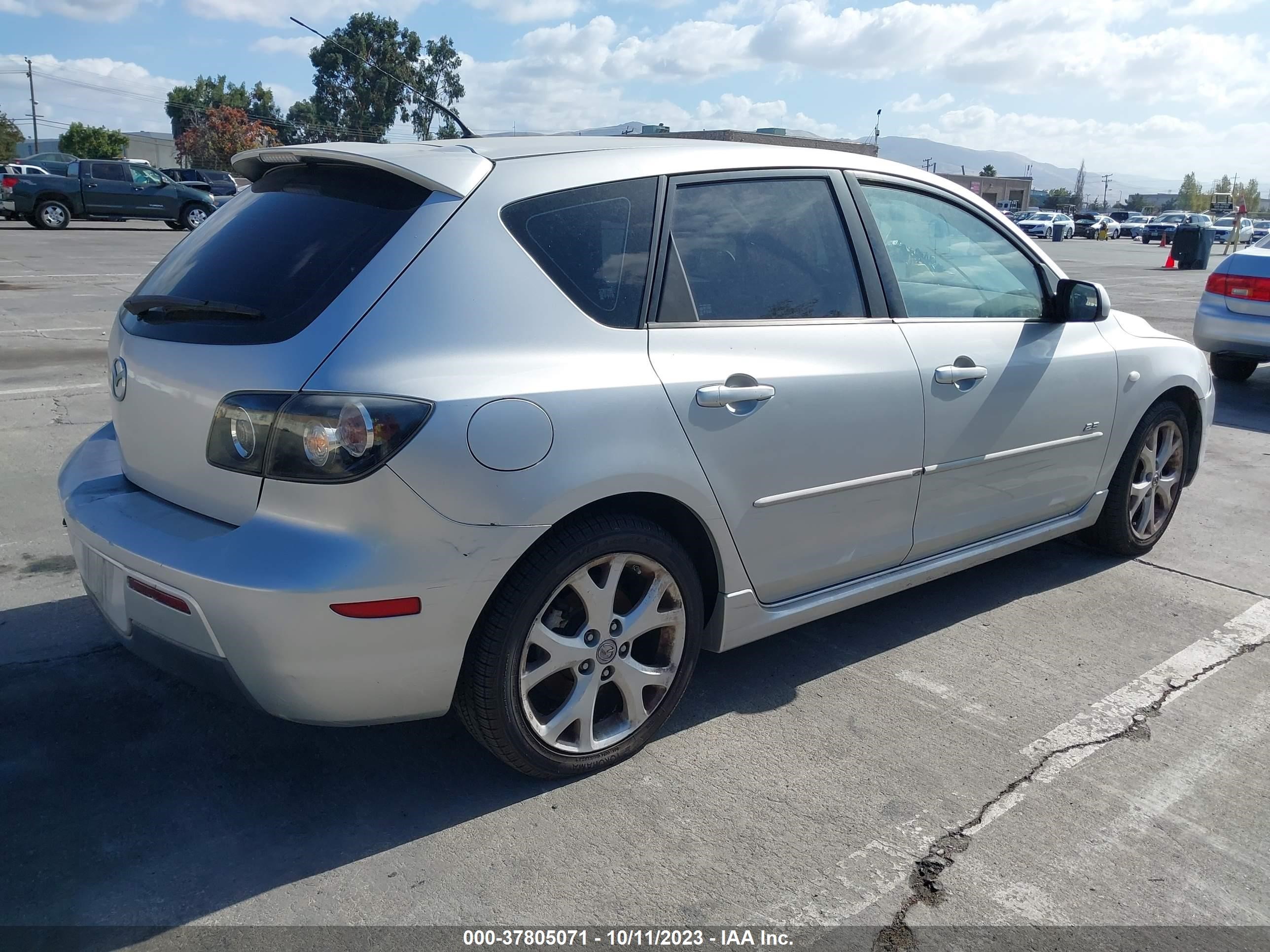 Photo 3 VIN: JM1BK344581879132 - MAZDA 3 