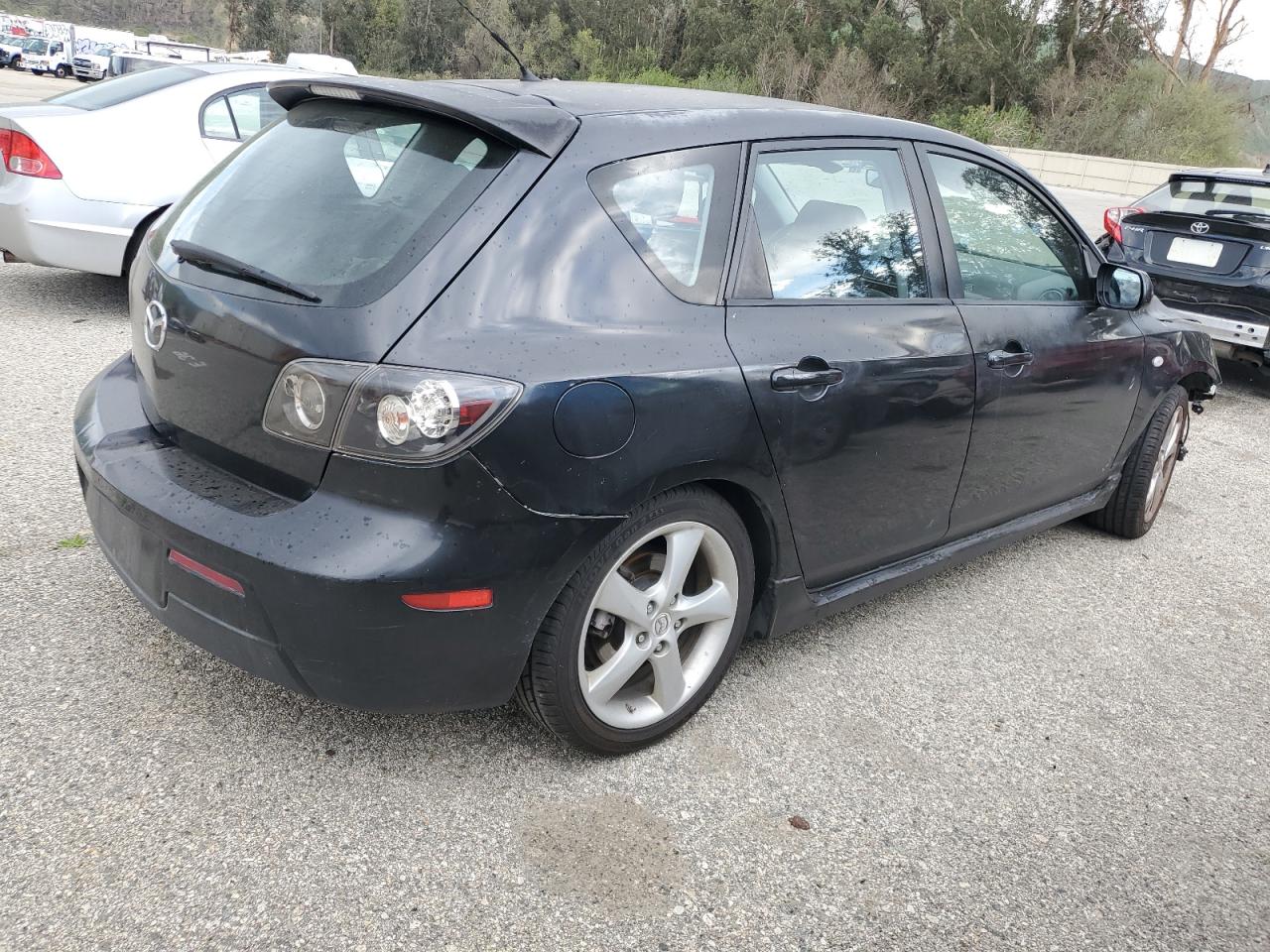 Photo 2 VIN: JM1BK344971671415 - MAZDA 3 