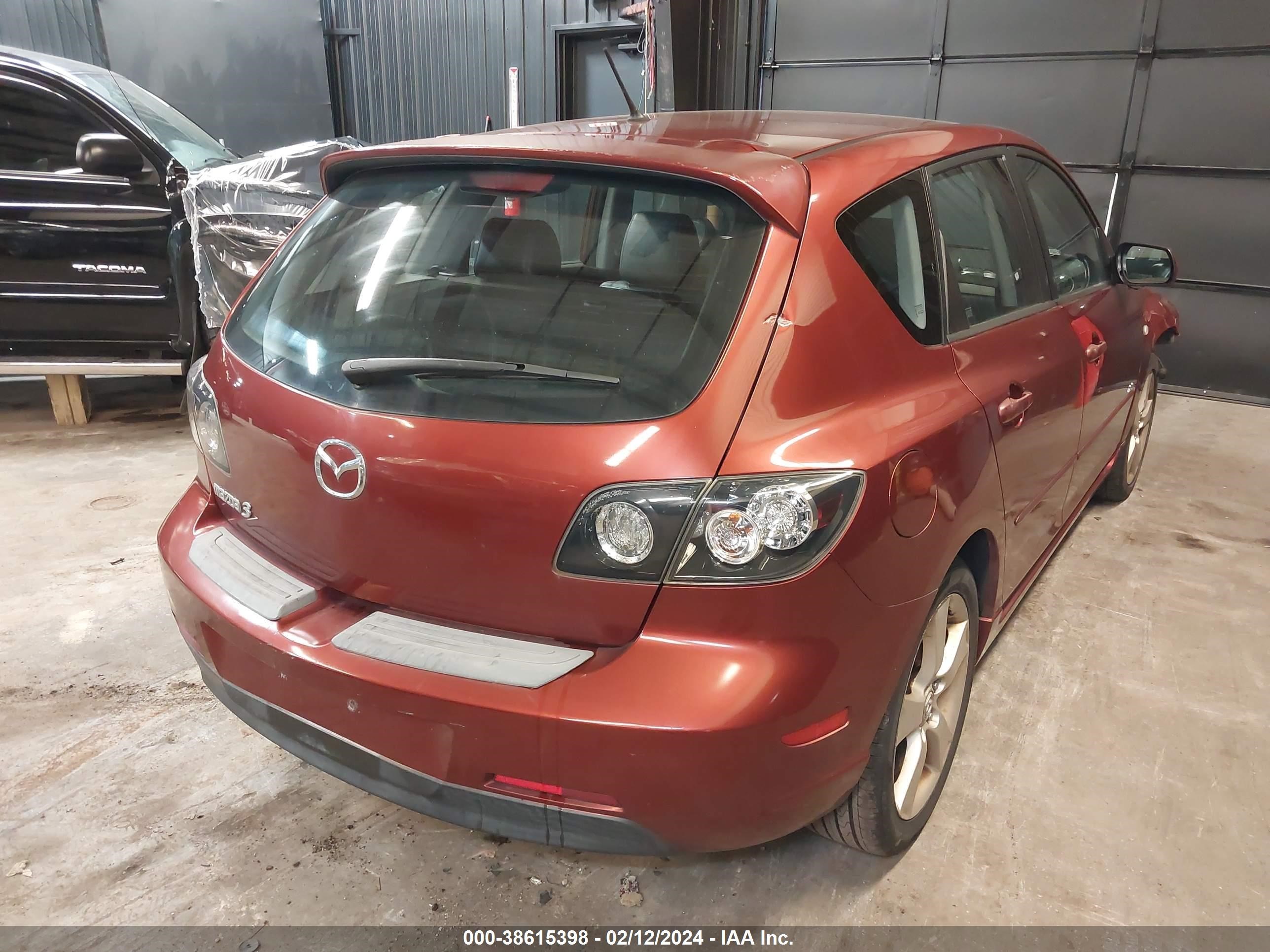 Photo 3 VIN: JM1BK344X61481928 - MAZDA 3 