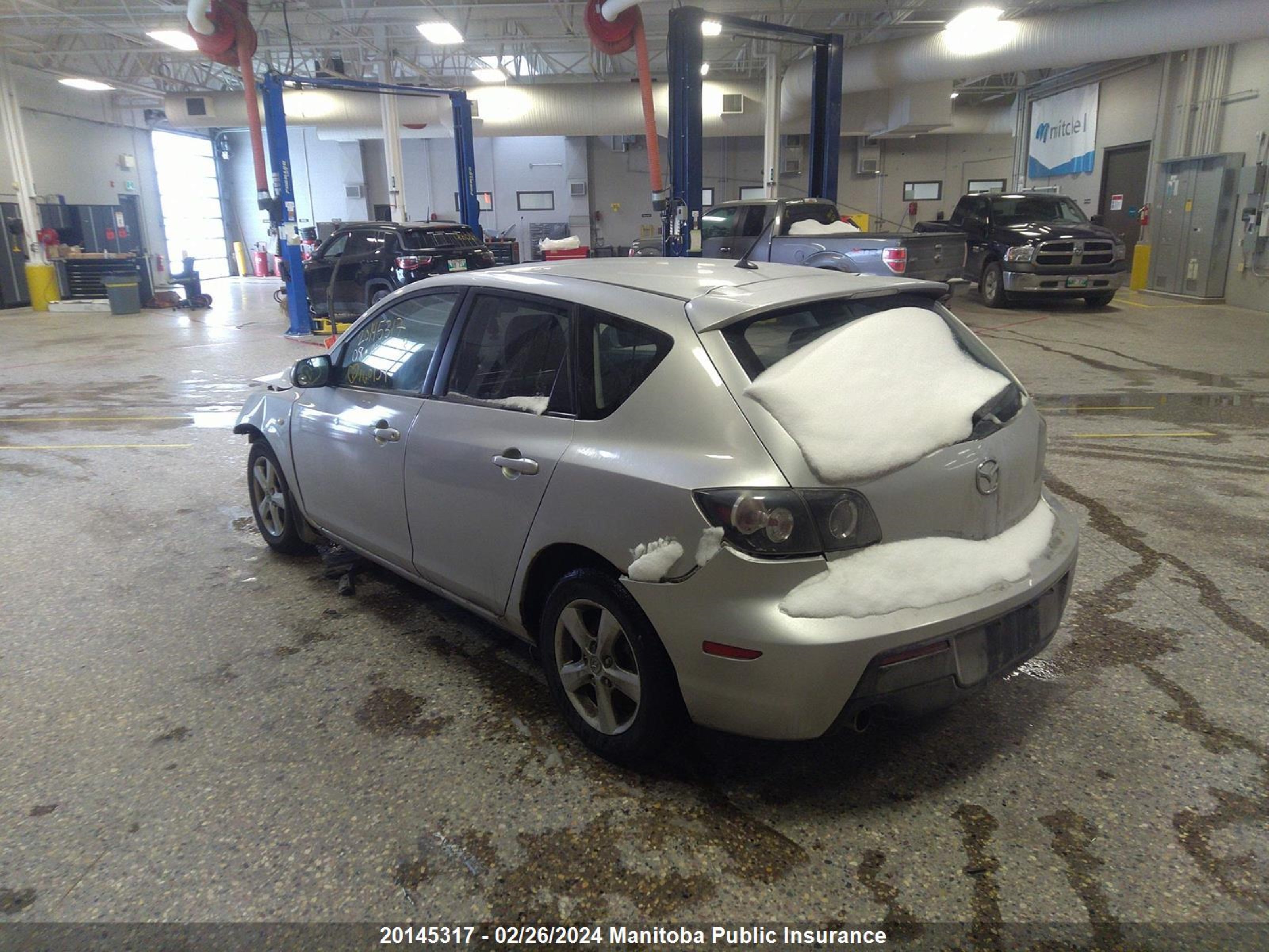 Photo 2 VIN: JM1BK34F681160134 - MAZDA 3 