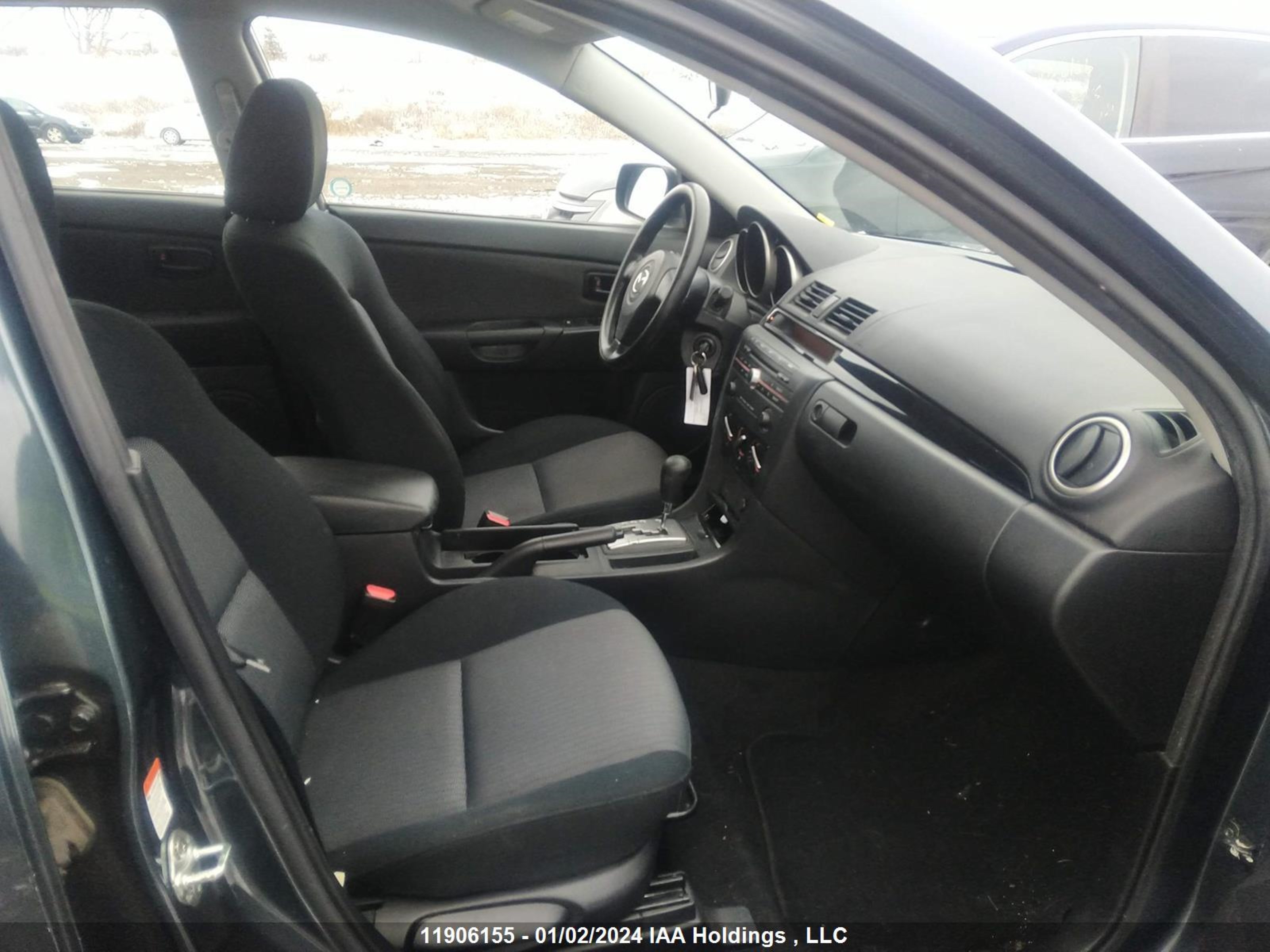 Photo 4 VIN: JM1BK34F781148638 - MAZDA 3 