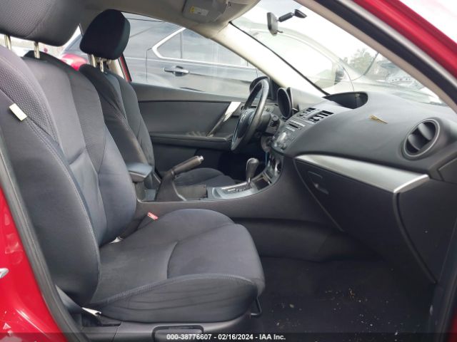 Photo 4 VIN: JM1BL1H51A1137790 - MAZDA MAZDA3 