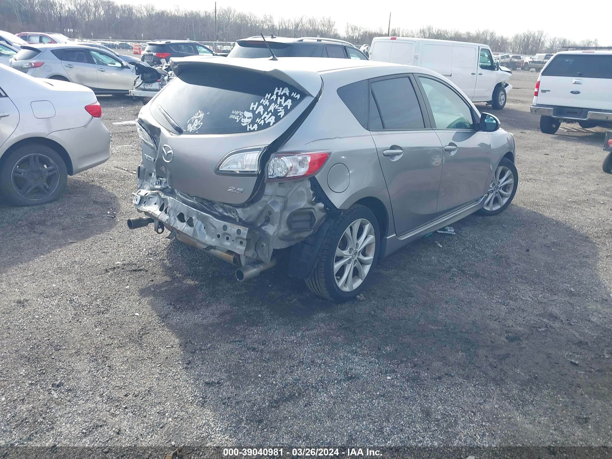 Photo 3 VIN: JM1BL1H53A1316932 - MAZDA 3 