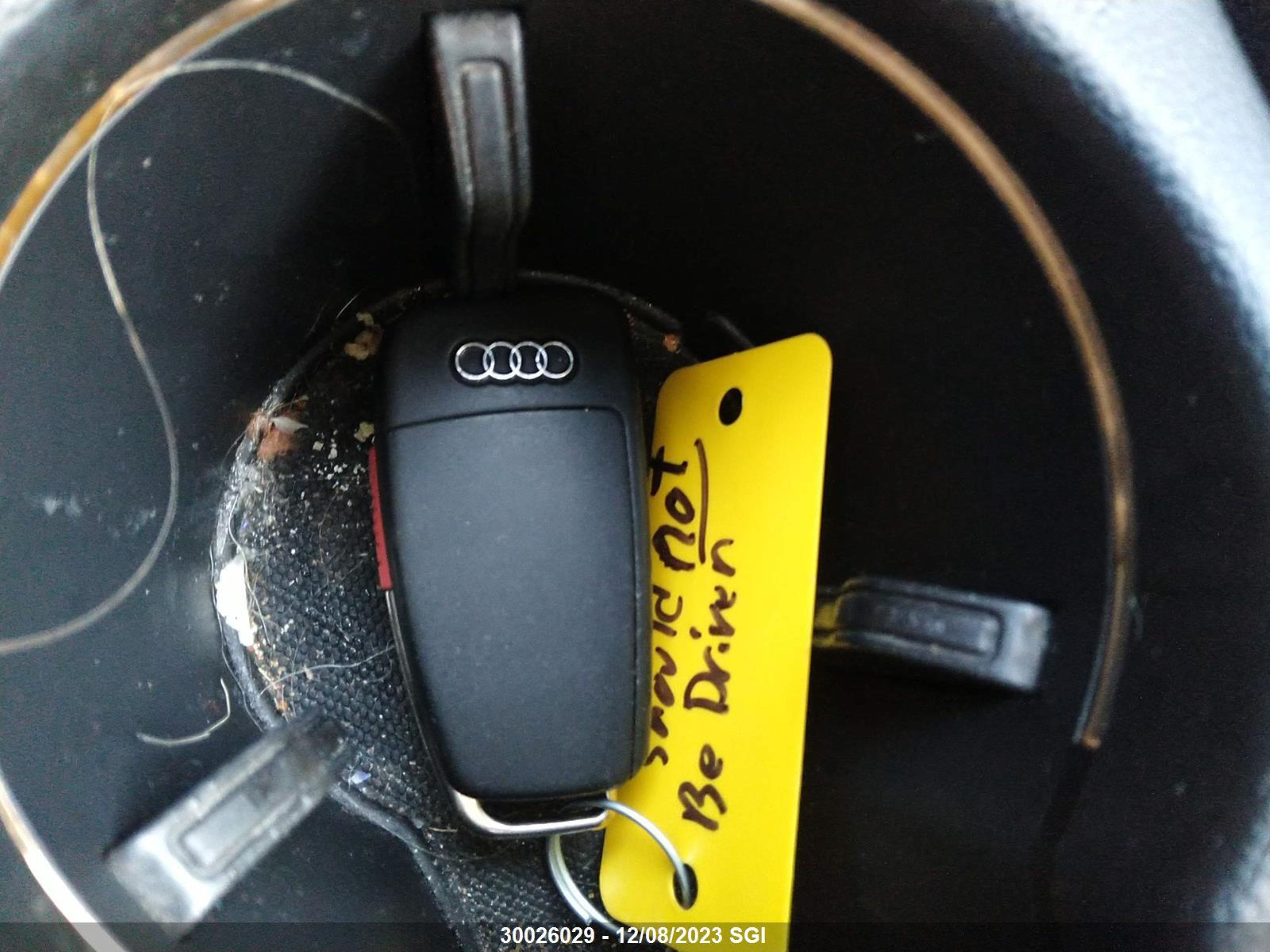 Photo 10 VIN: JM1BL1H55A1126064 - AUDI Q3 