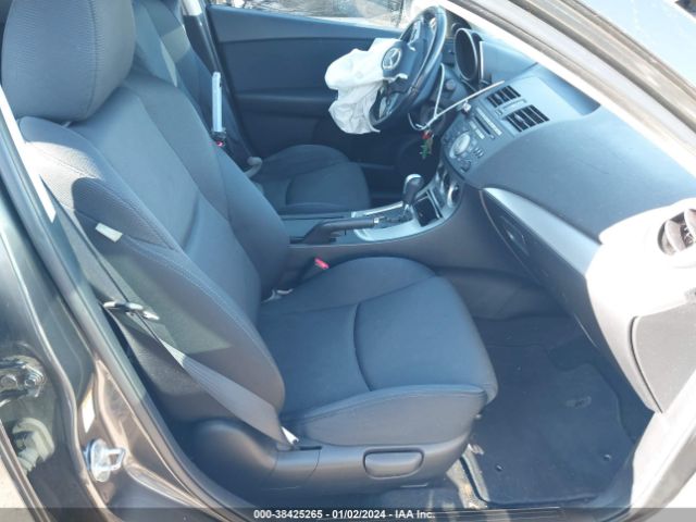 Photo 4 VIN: JM1BL1H5XA1182646 - MAZDA MAZDA3 